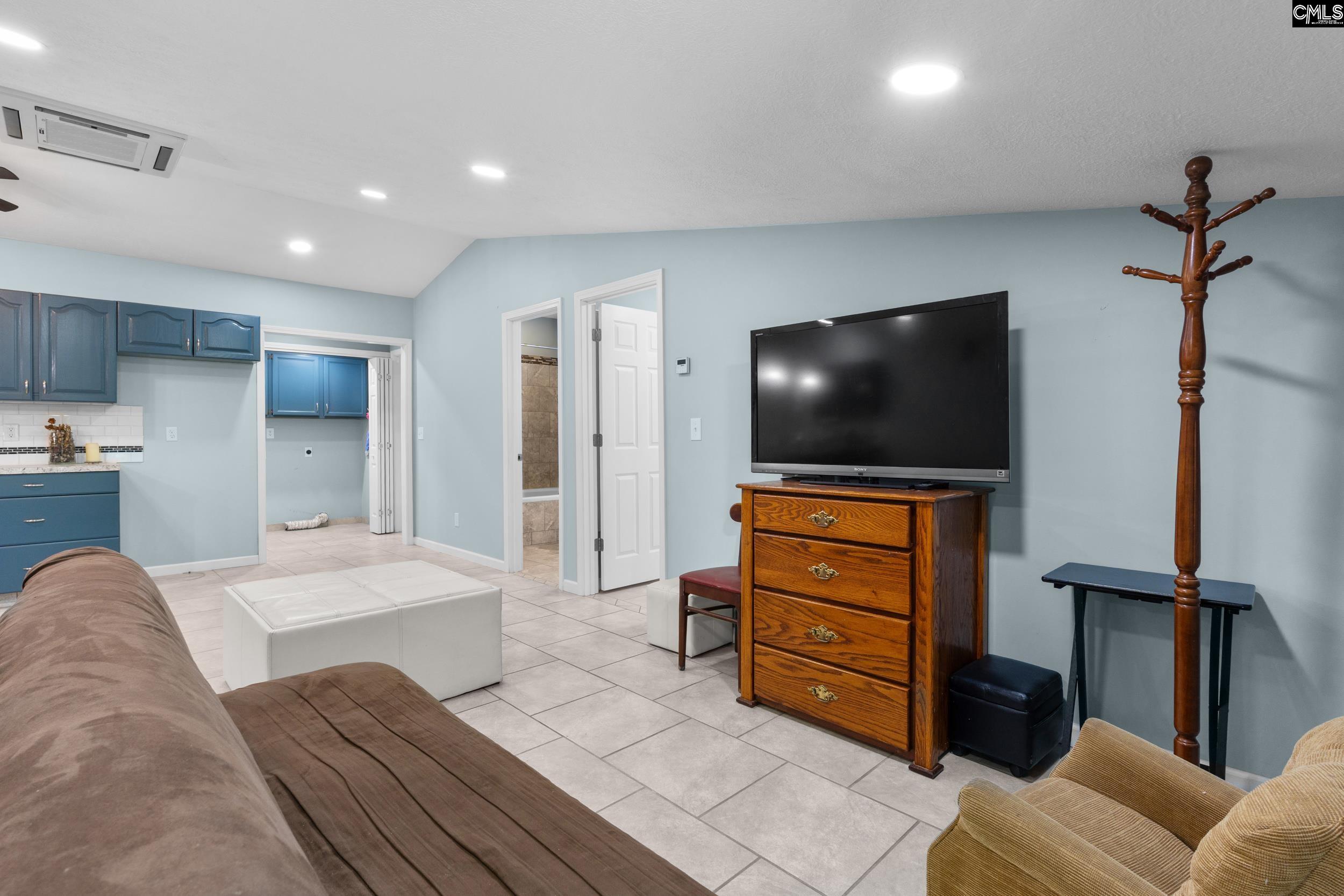 1427 Buck Hill Landing Road