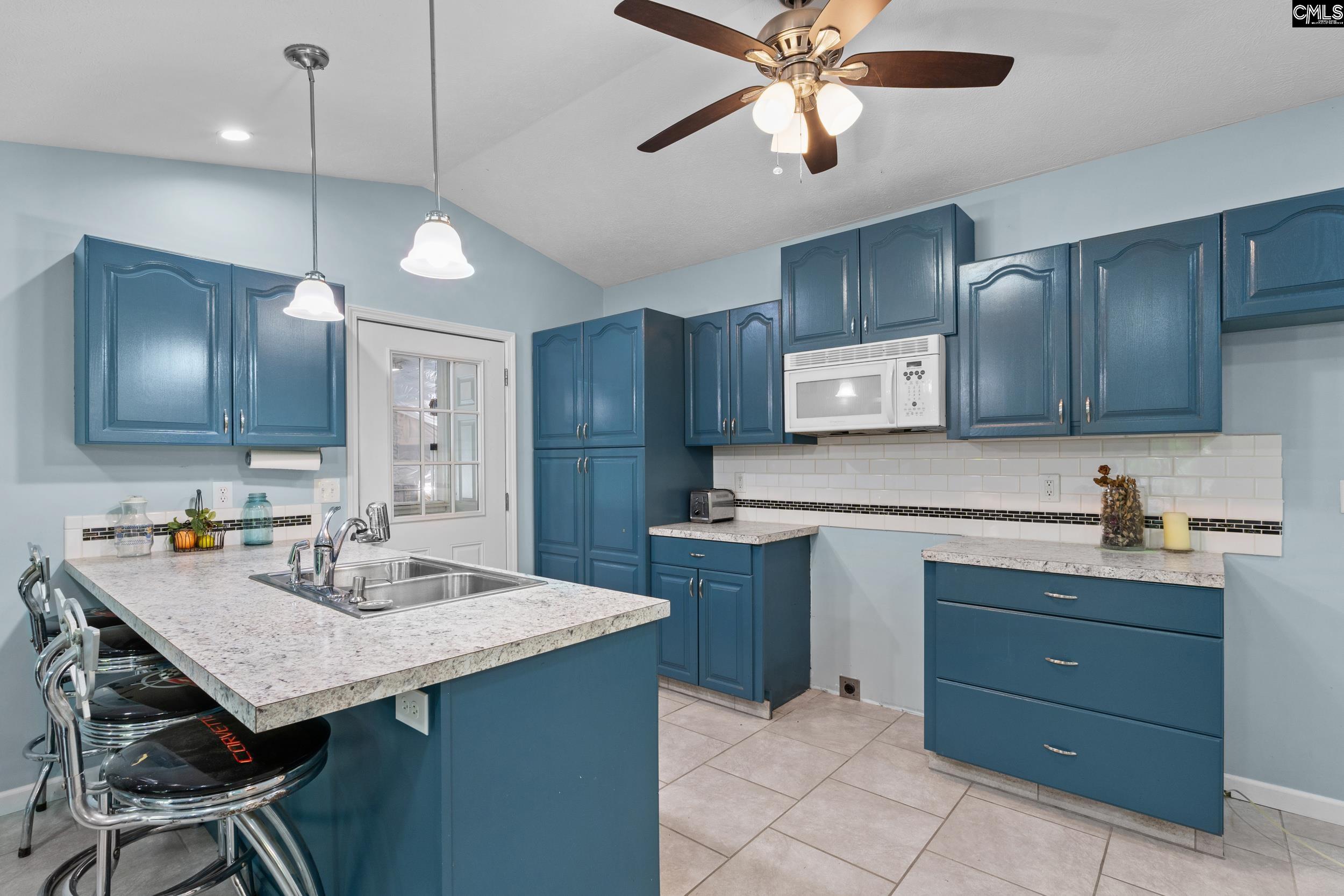 1427 Buck Hill Landing Road