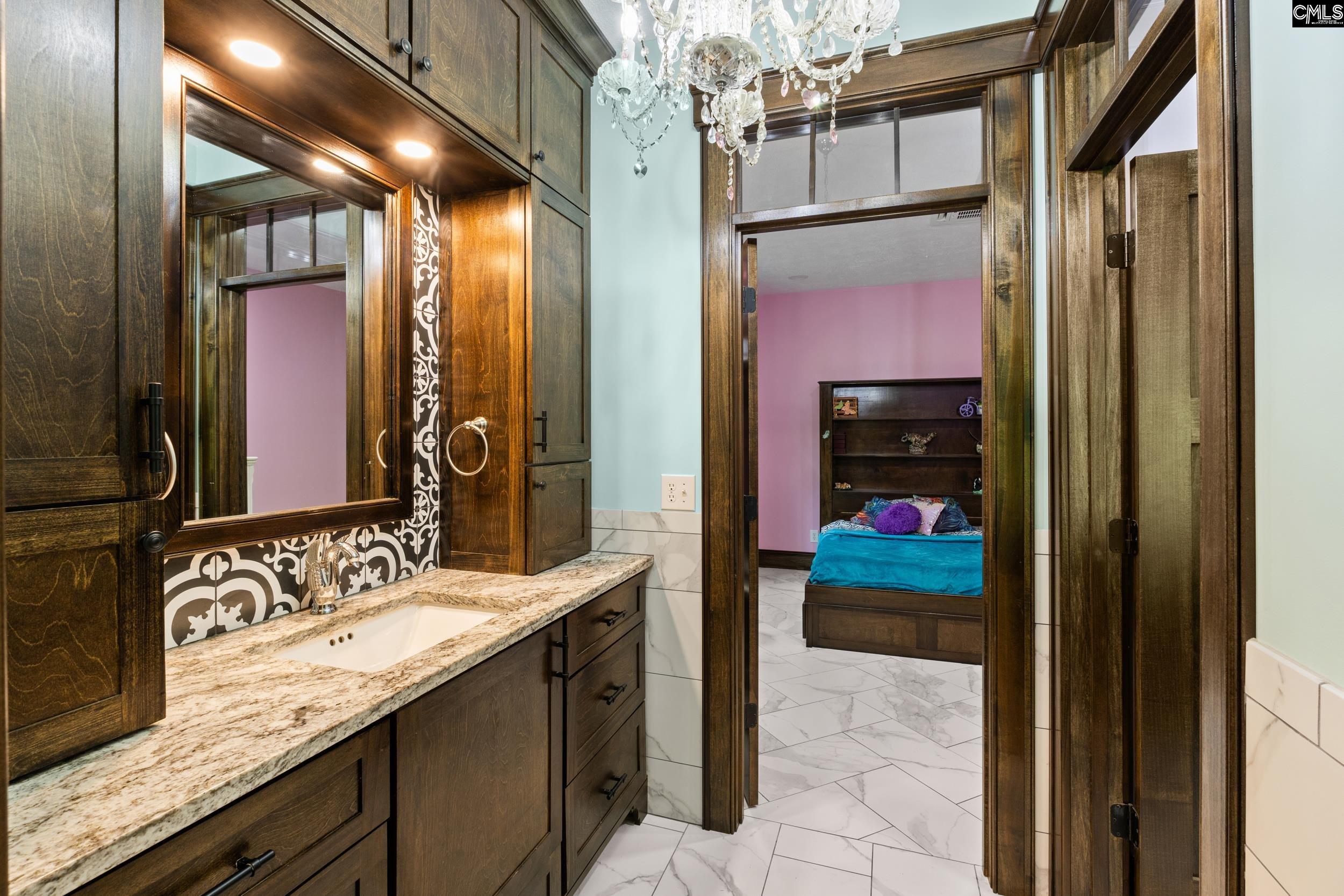 1427 Buck Hill Landing Road