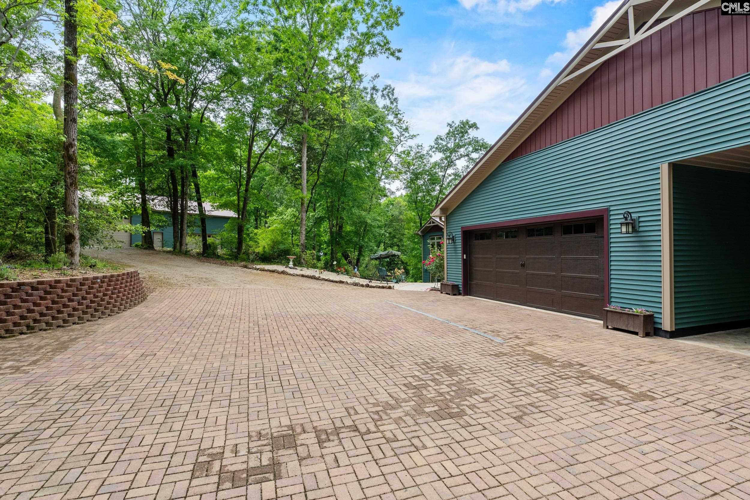 1427 Buck Hill Landing Road