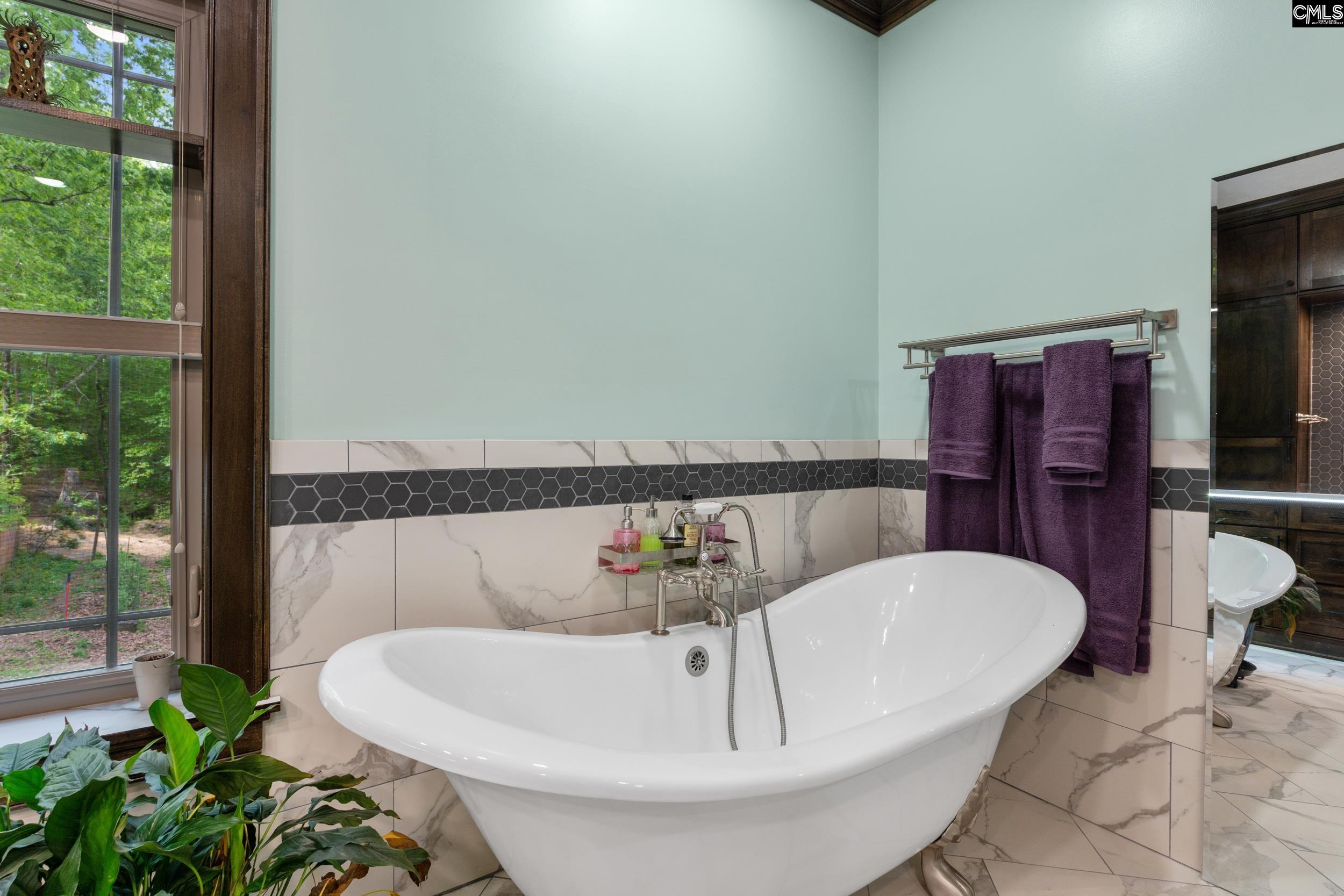 1427 Buck Hill Landing Road