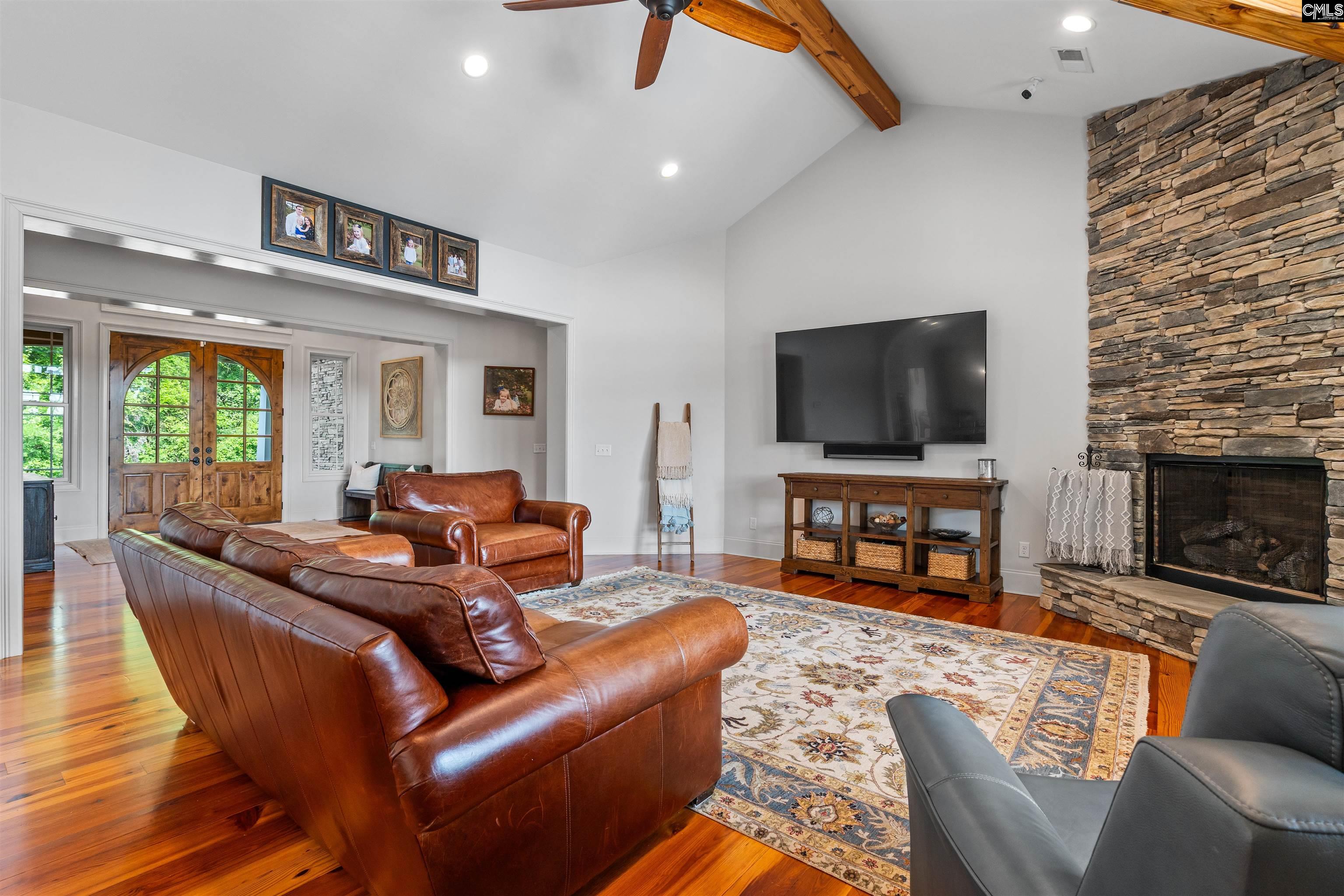 1608 Ridgeway Road