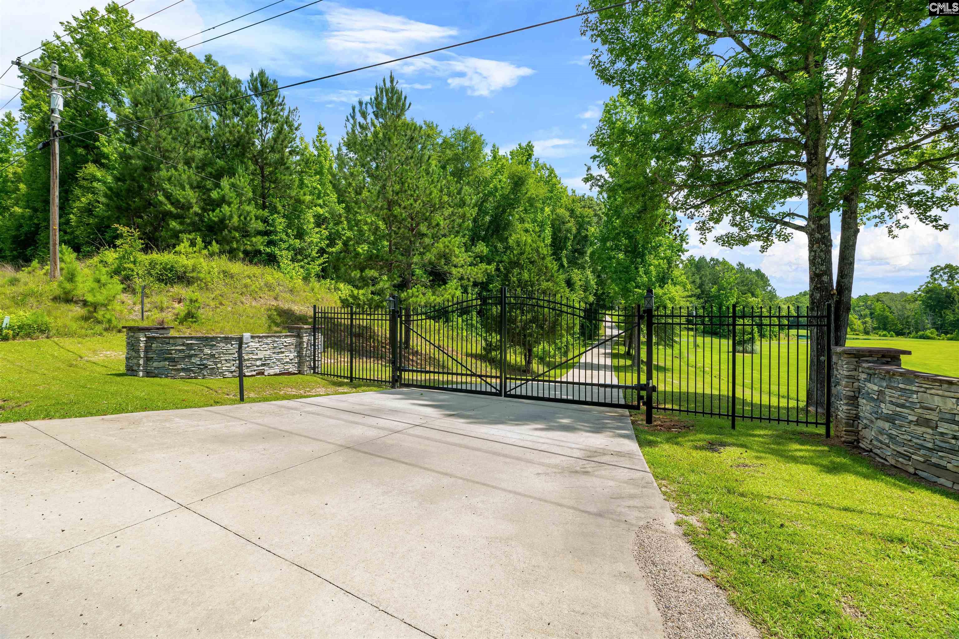 1608 Ridgeway Road