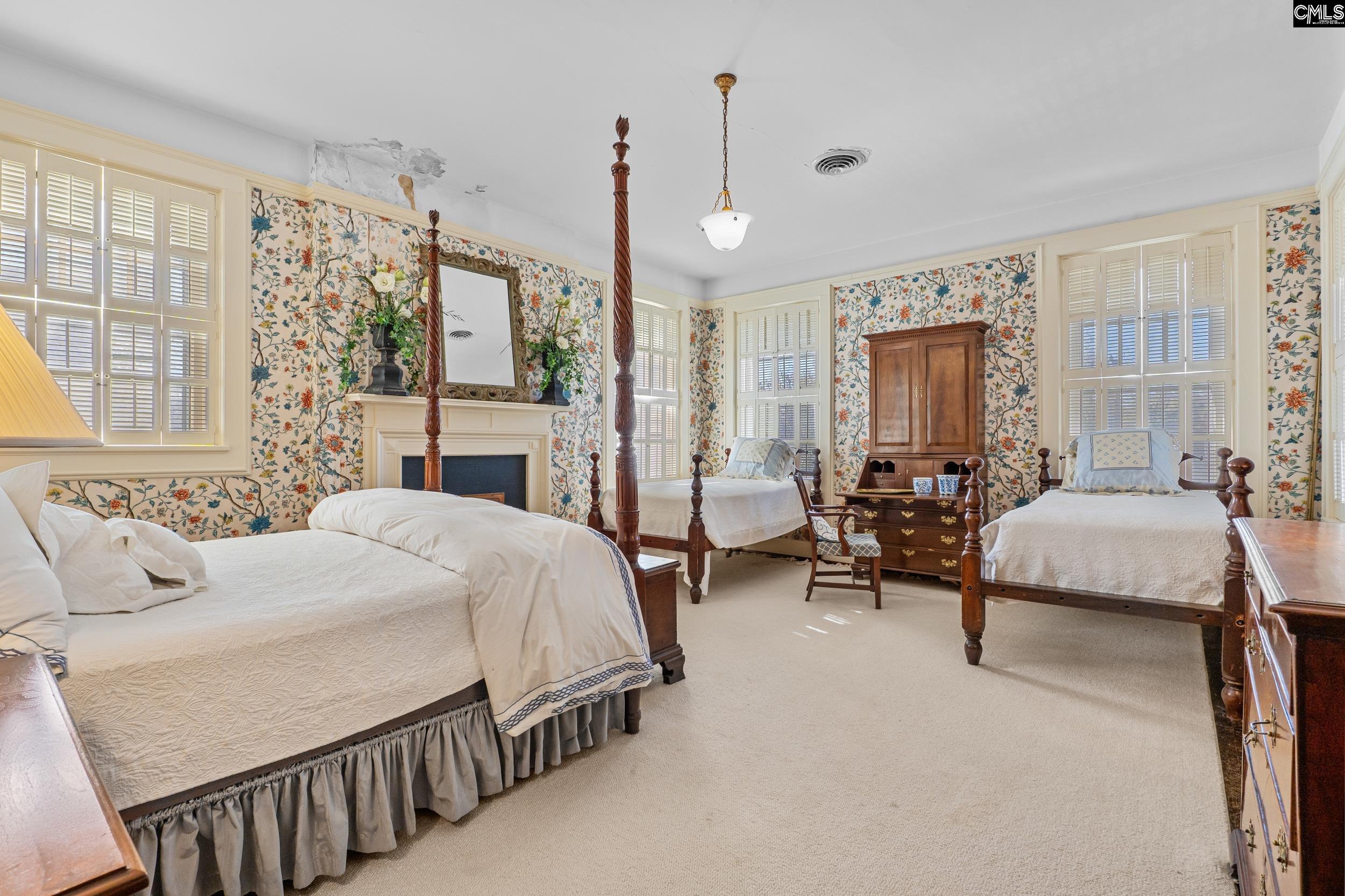 116 N Matson
