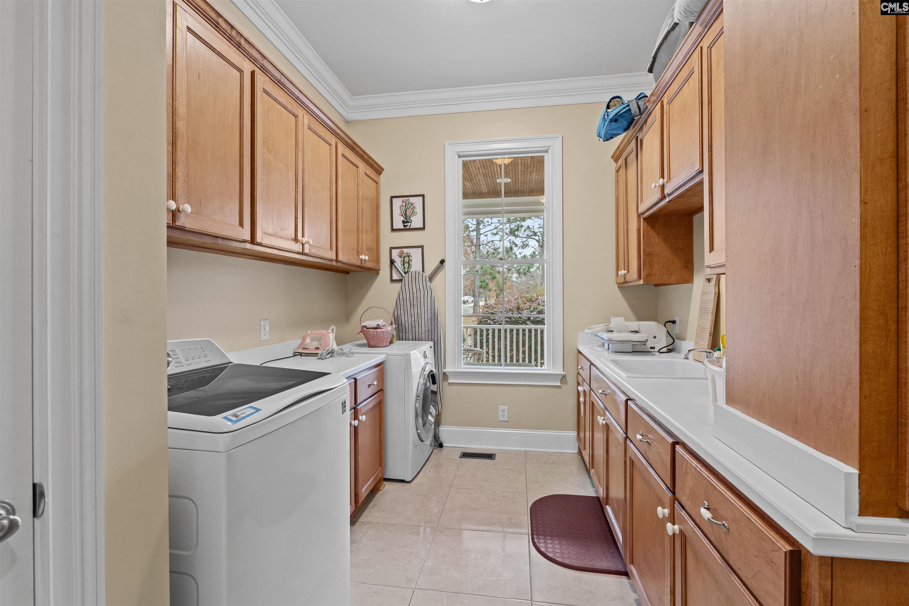 160 Hound Hollow Road