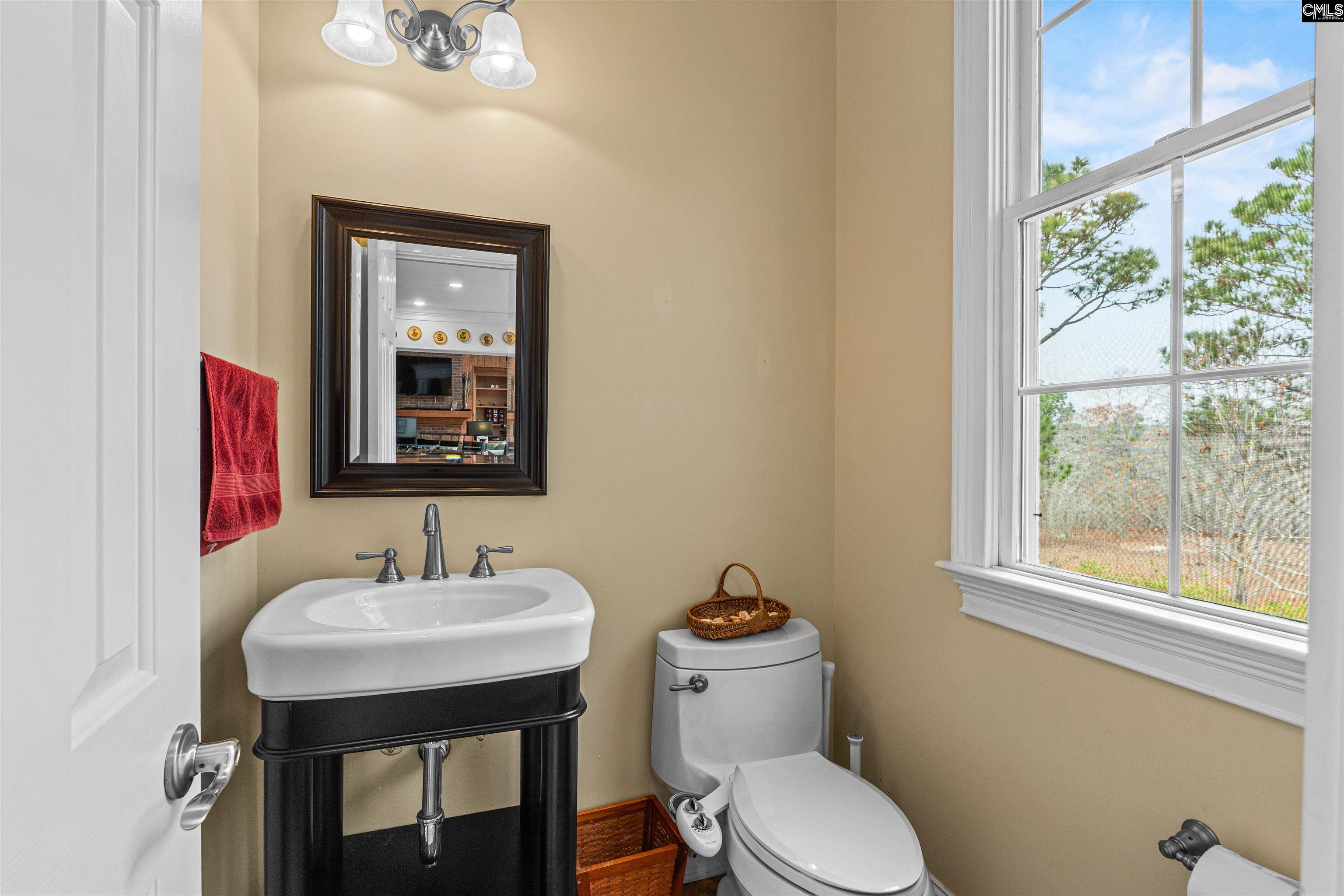 160 Hound Hollow Road