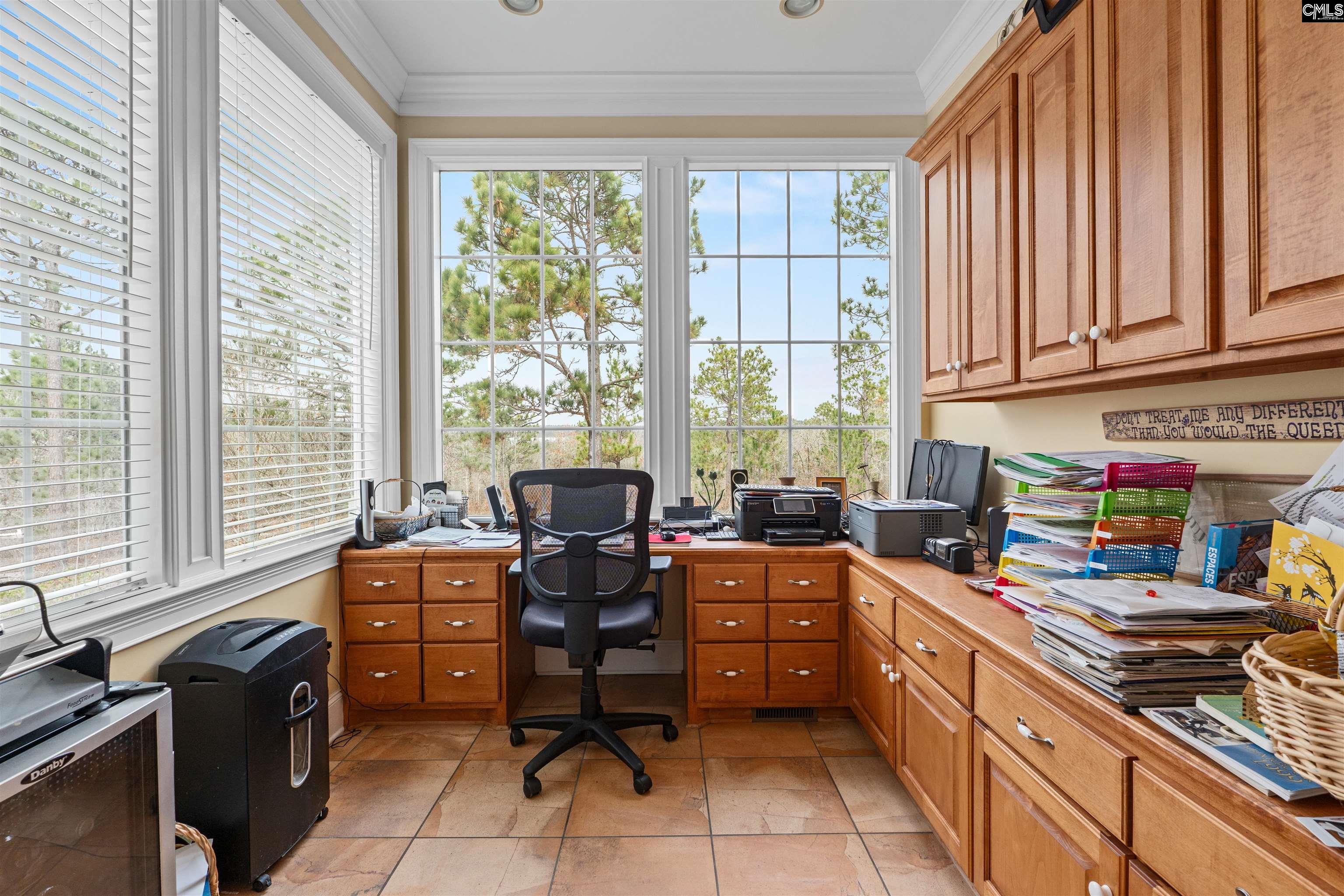 160 Hound Hollow Road