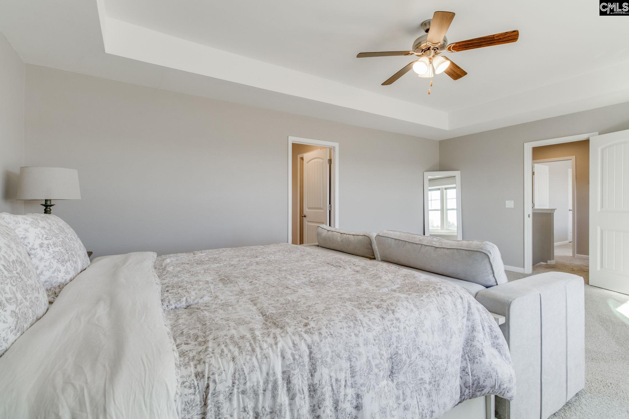 1043 Hermitage Pond Road