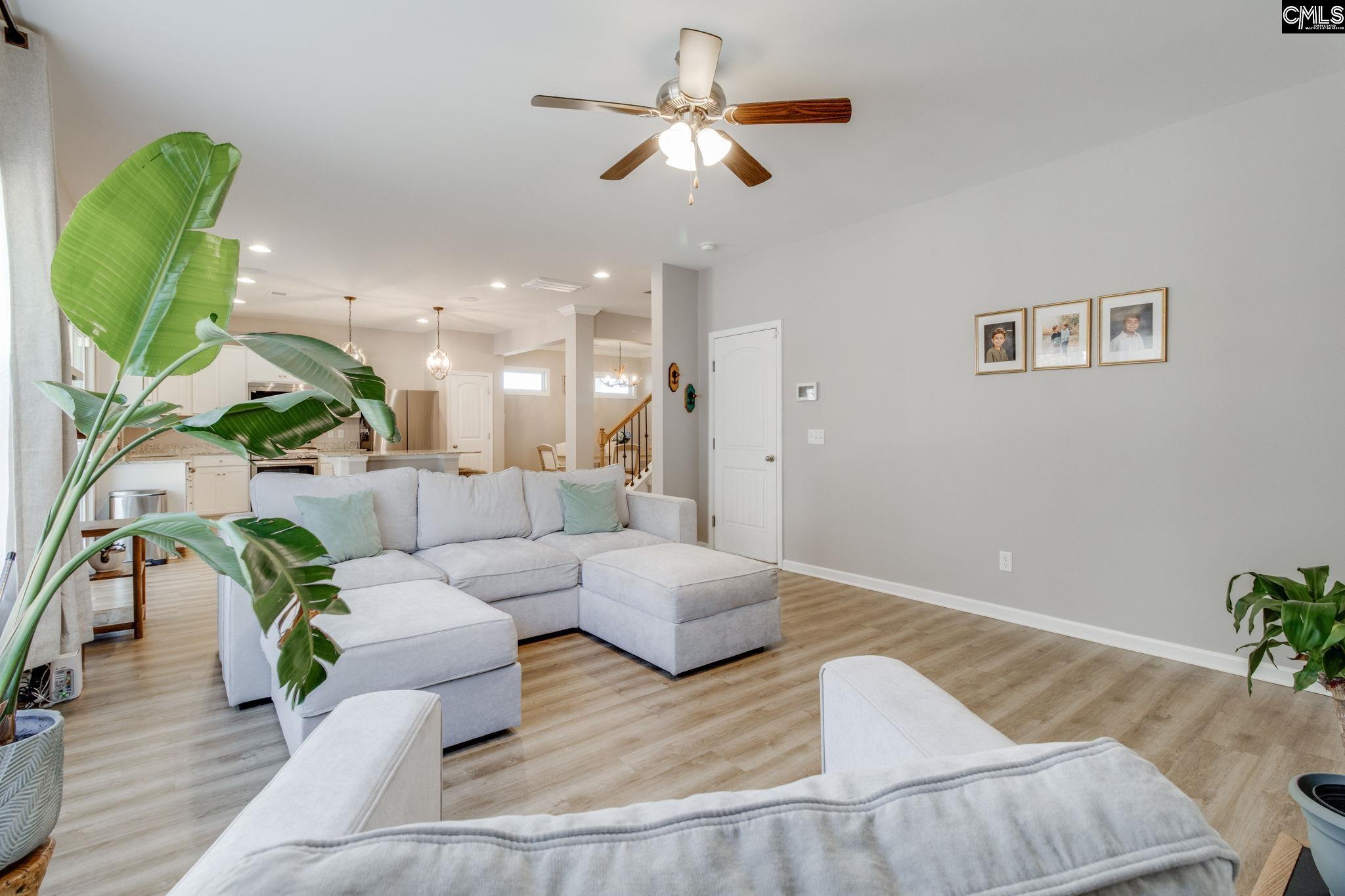 1043 Hermitage Pond Road