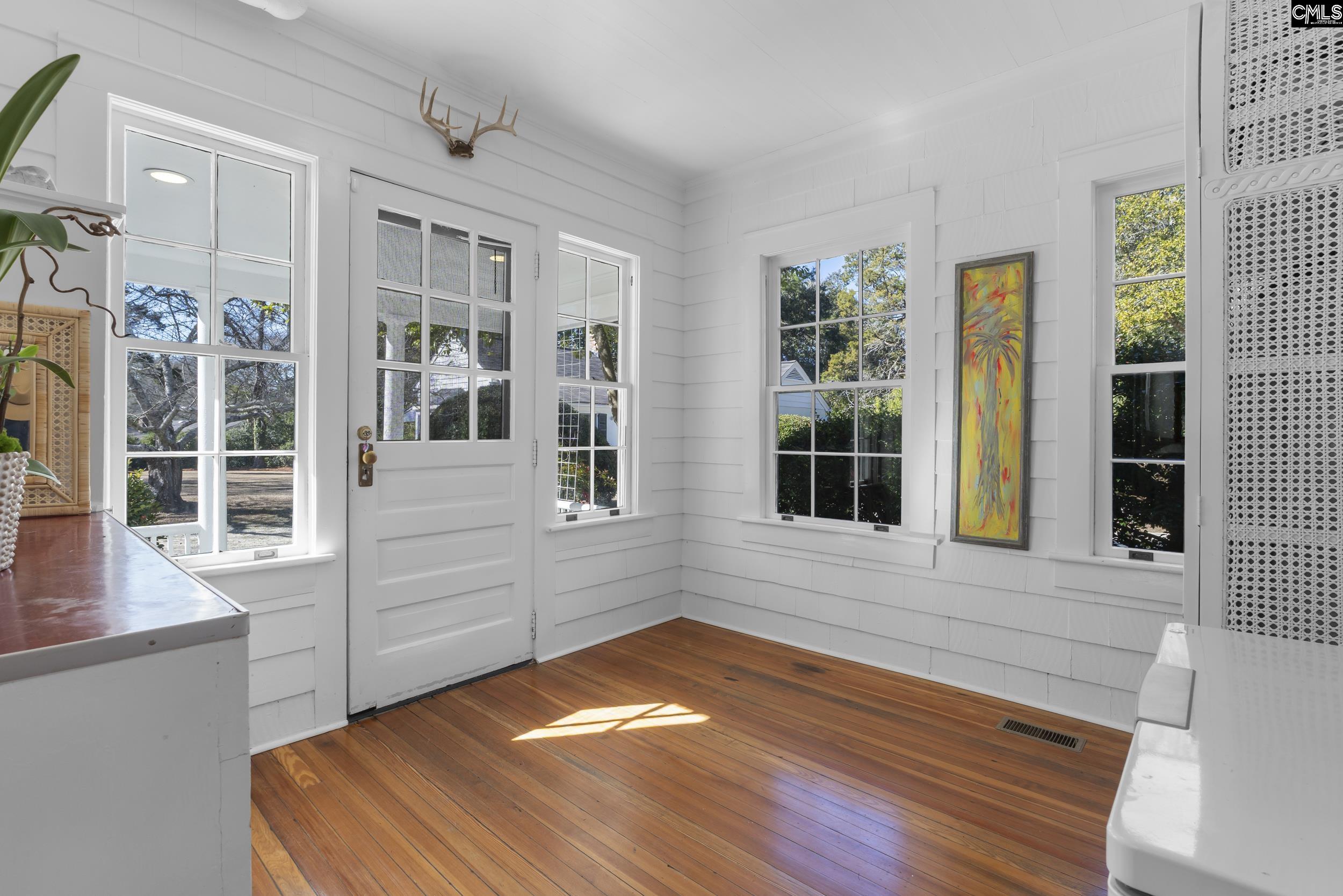 2031 Lyttleton Street