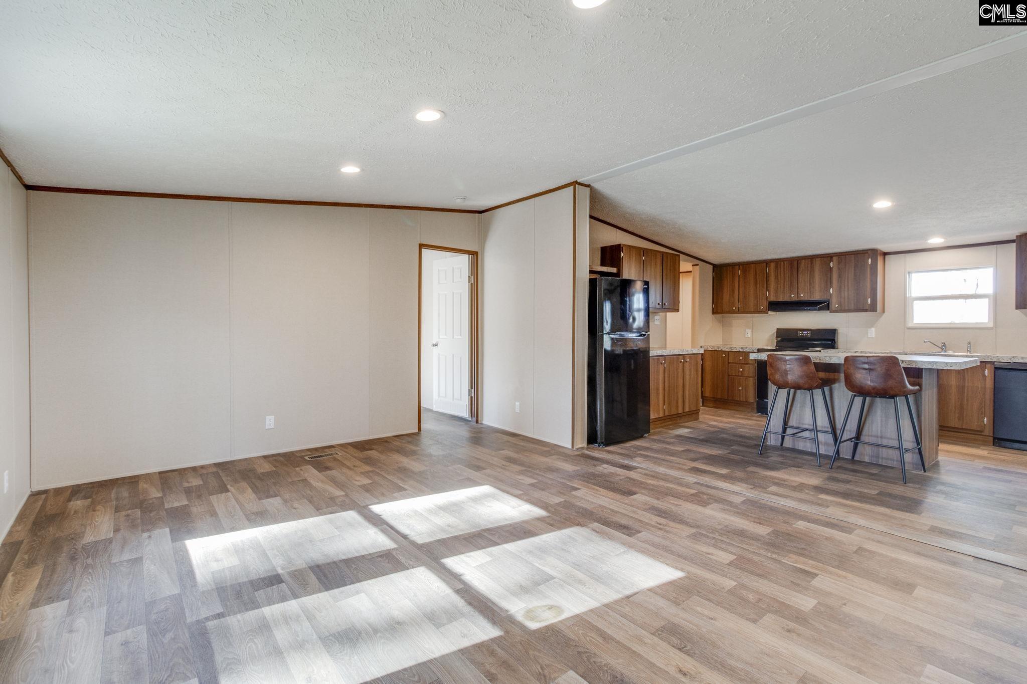 5339 Lockhart Road