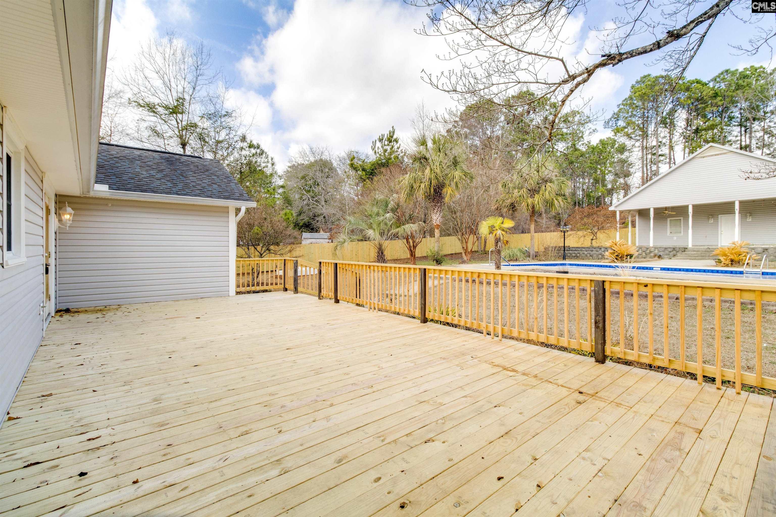 1207 S Fredericksburg Drive