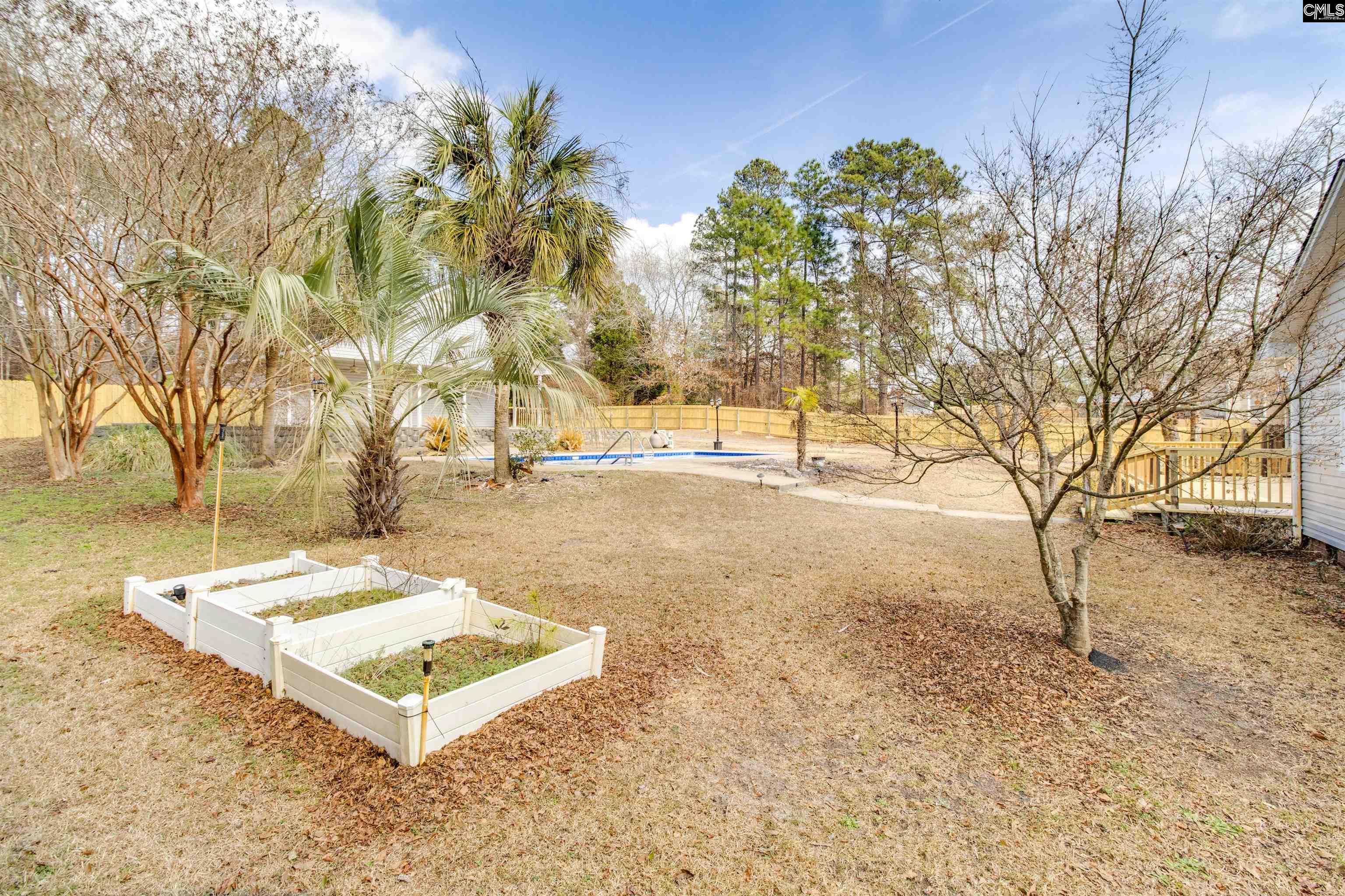 1207 S Fredericksburg Drive