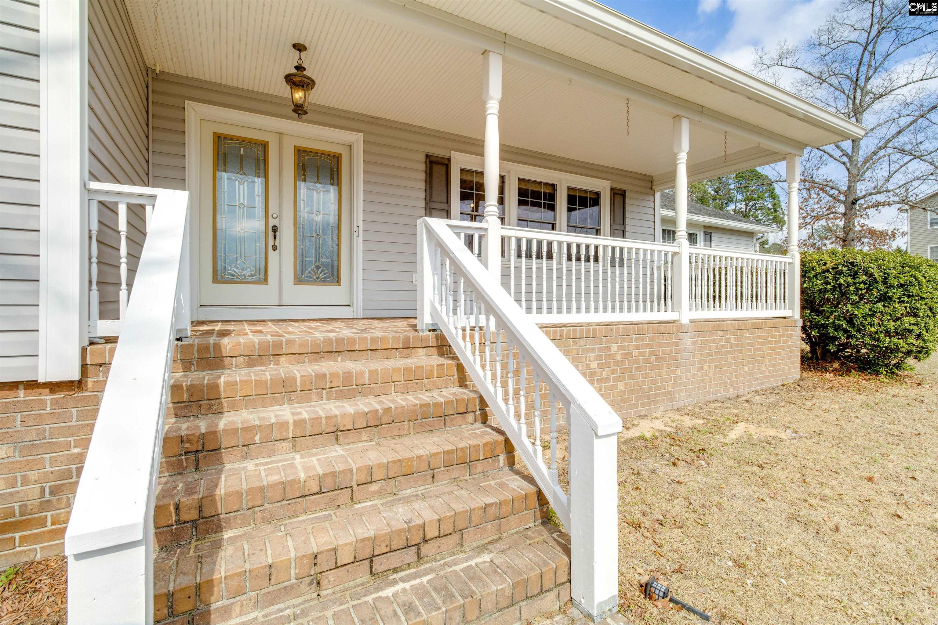 1207 S Fredericksburg Drive