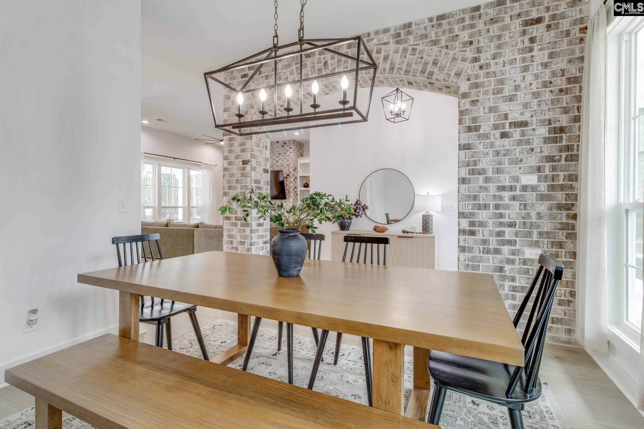 1322 Sunnyhill Drive