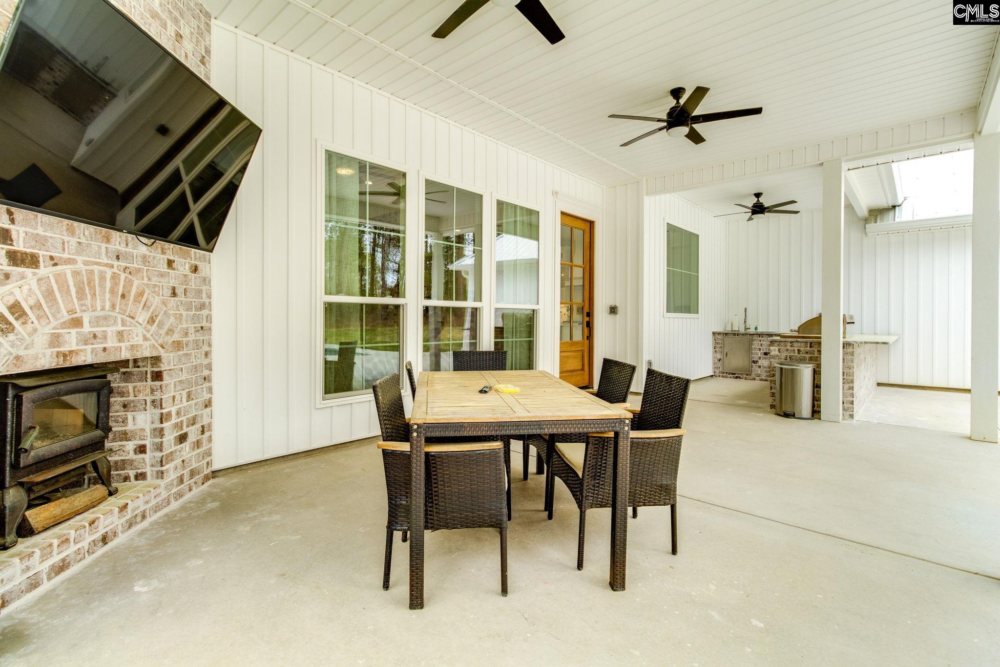 1322 Sunnyhill Drive