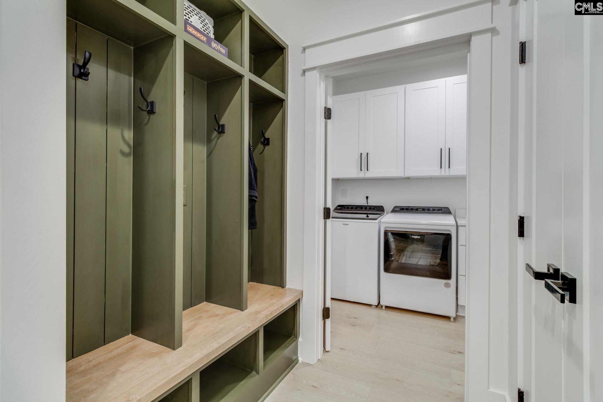 1322 Sunnyhill Drive