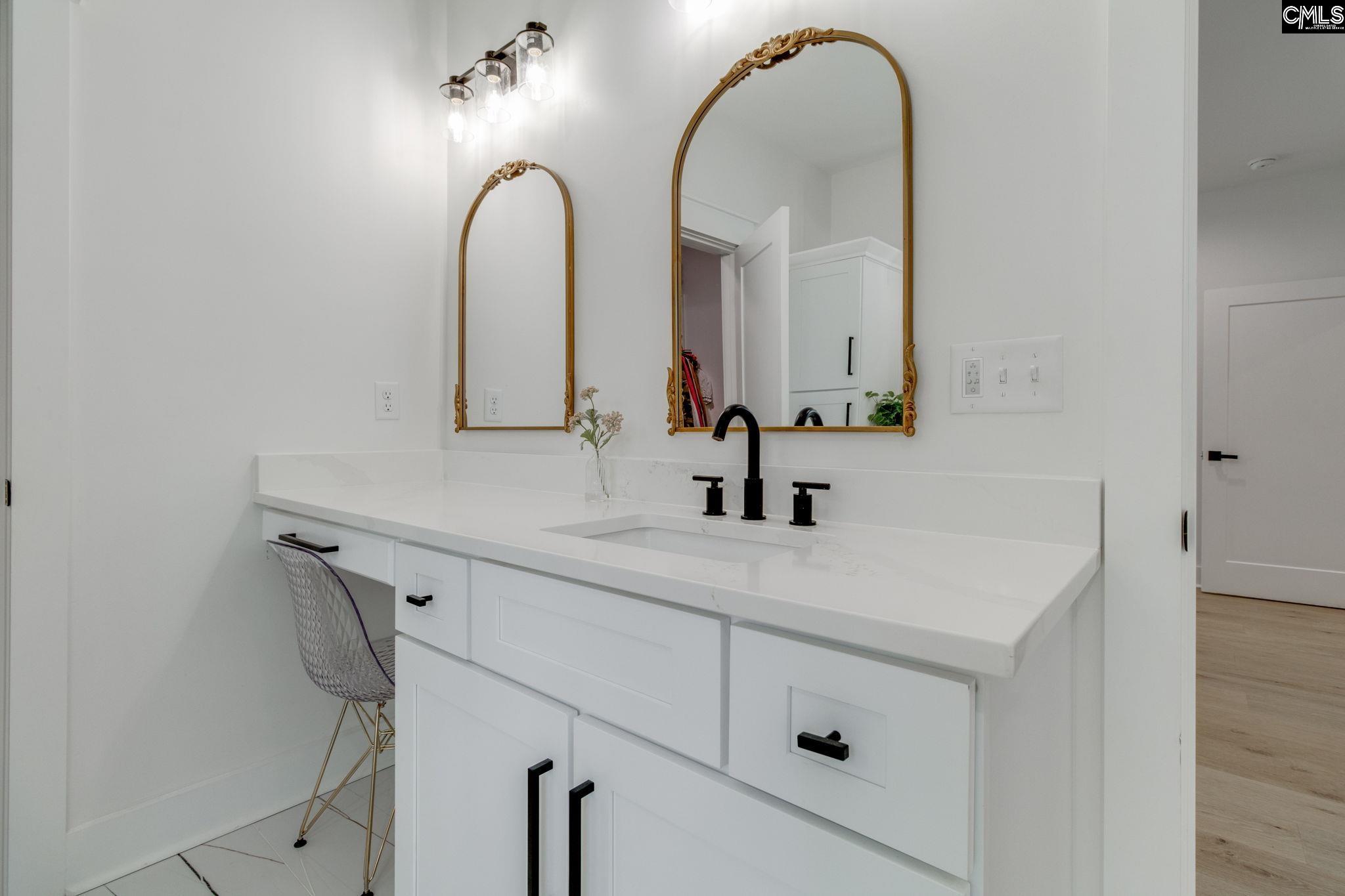 1322 Sunnyhill Drive