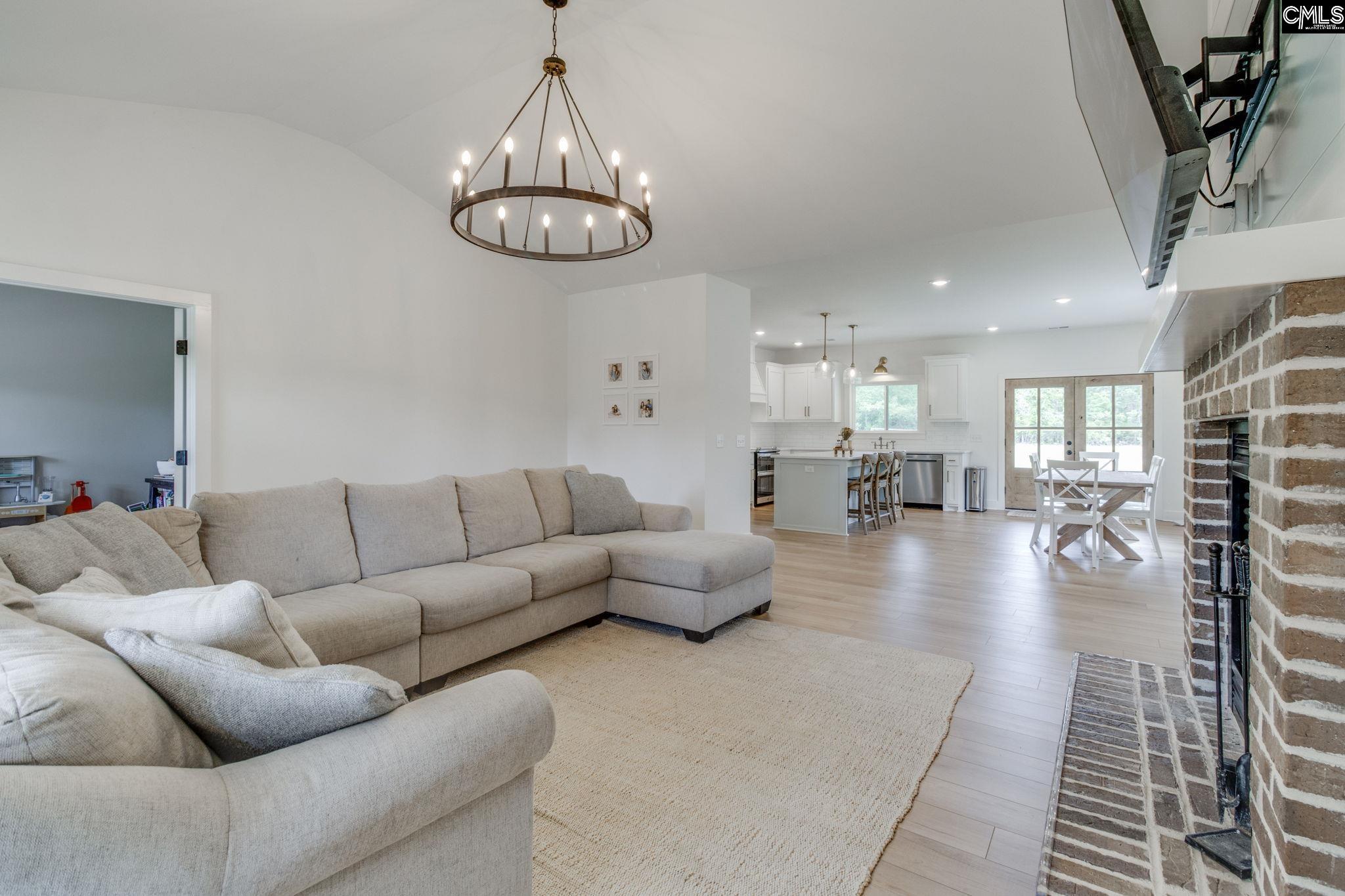 471 Mustang Road