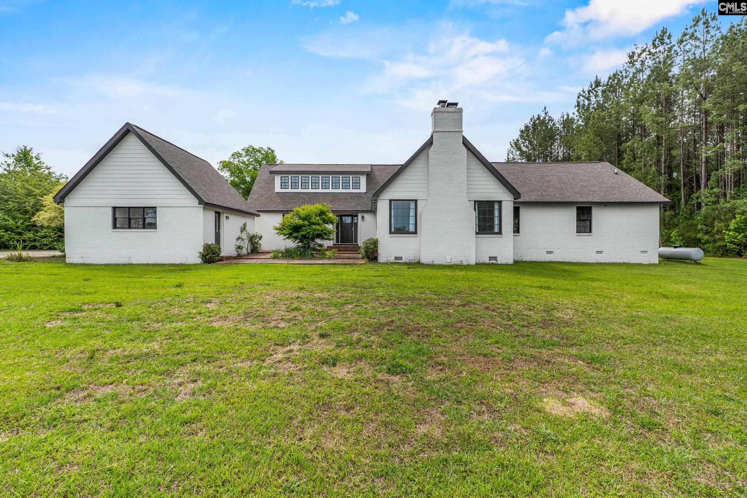 213 Tombfield Road