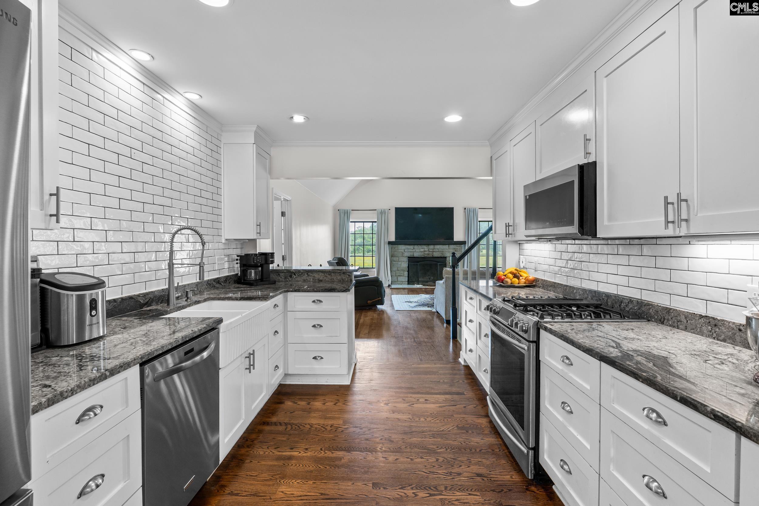 213 Tombfield Road