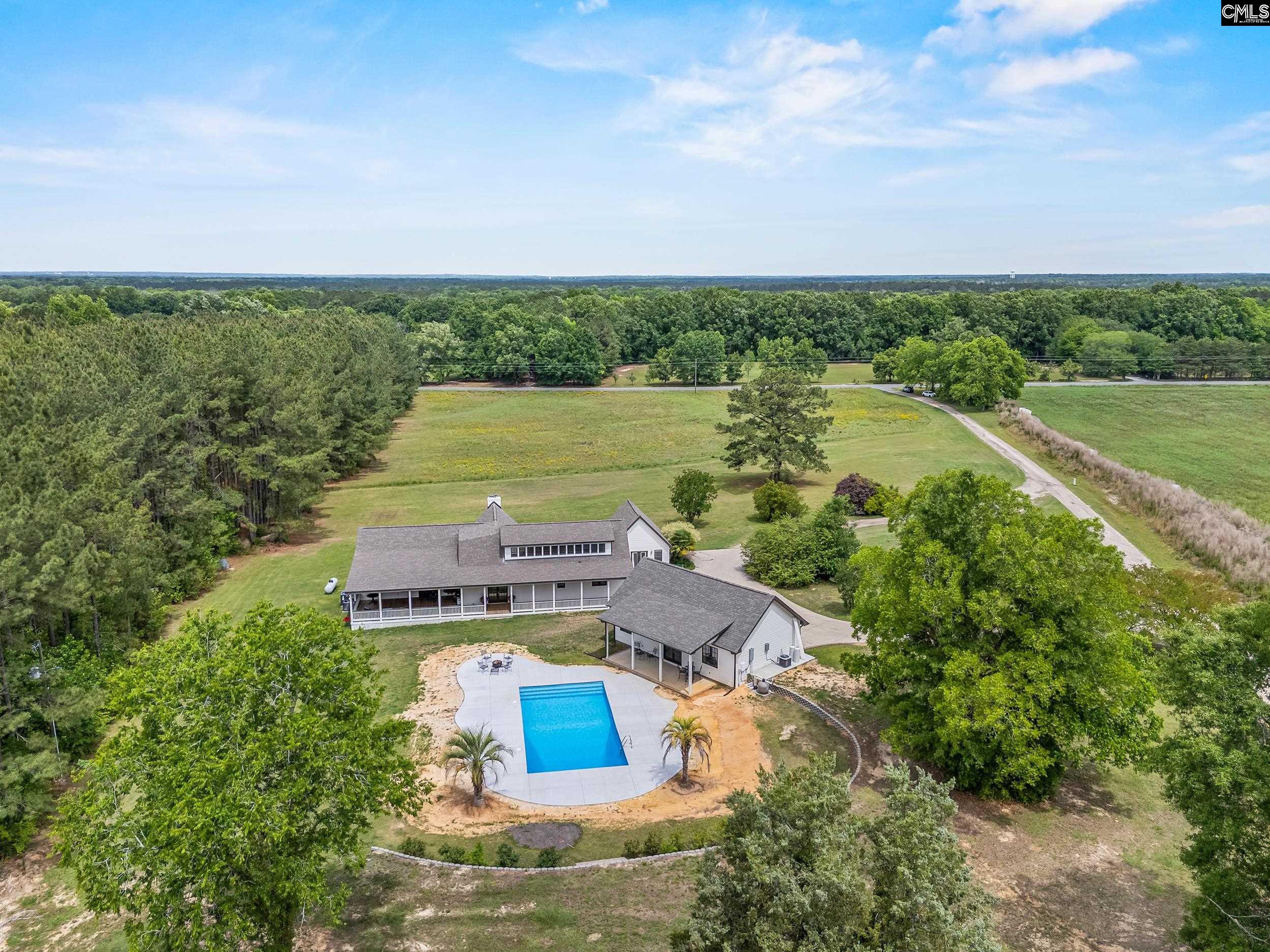 213 Tombfield Road