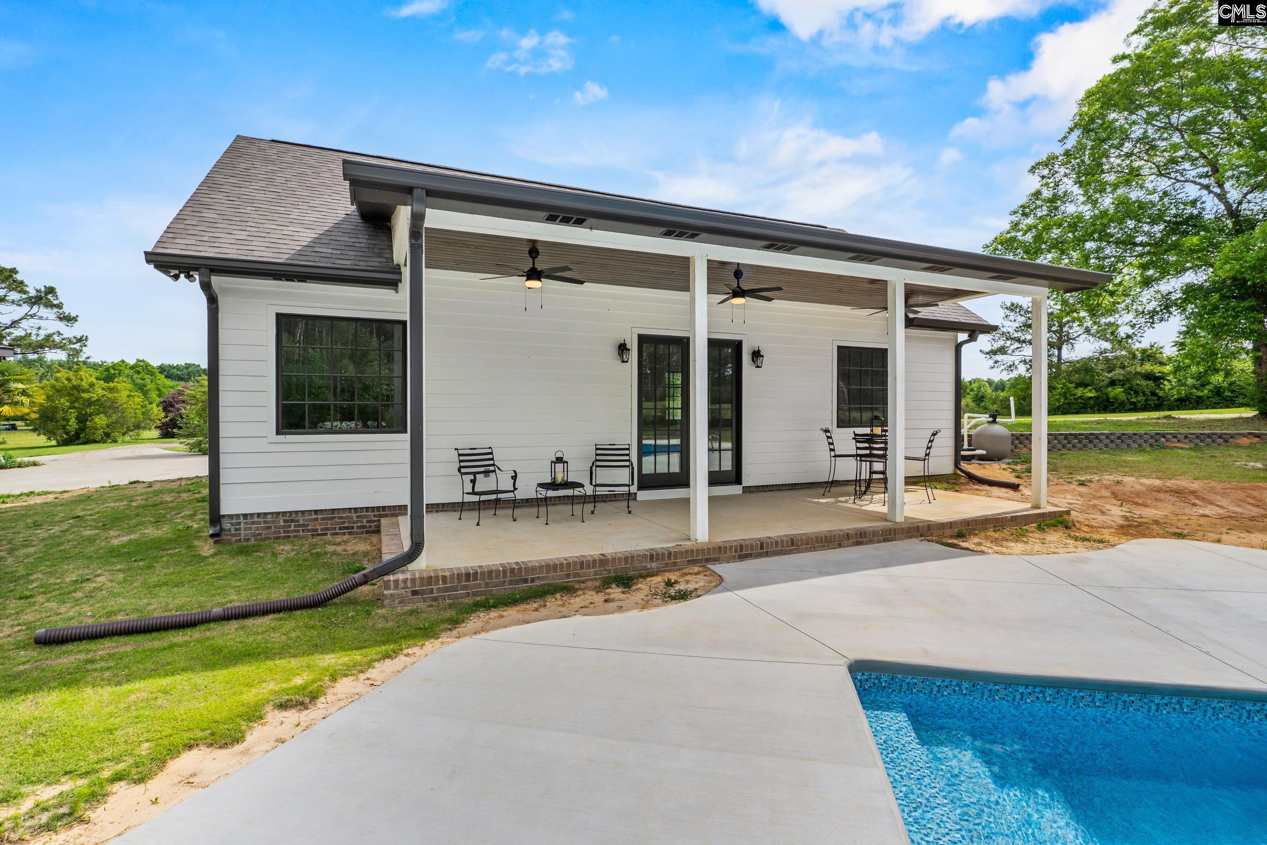 213 Tombfield Road