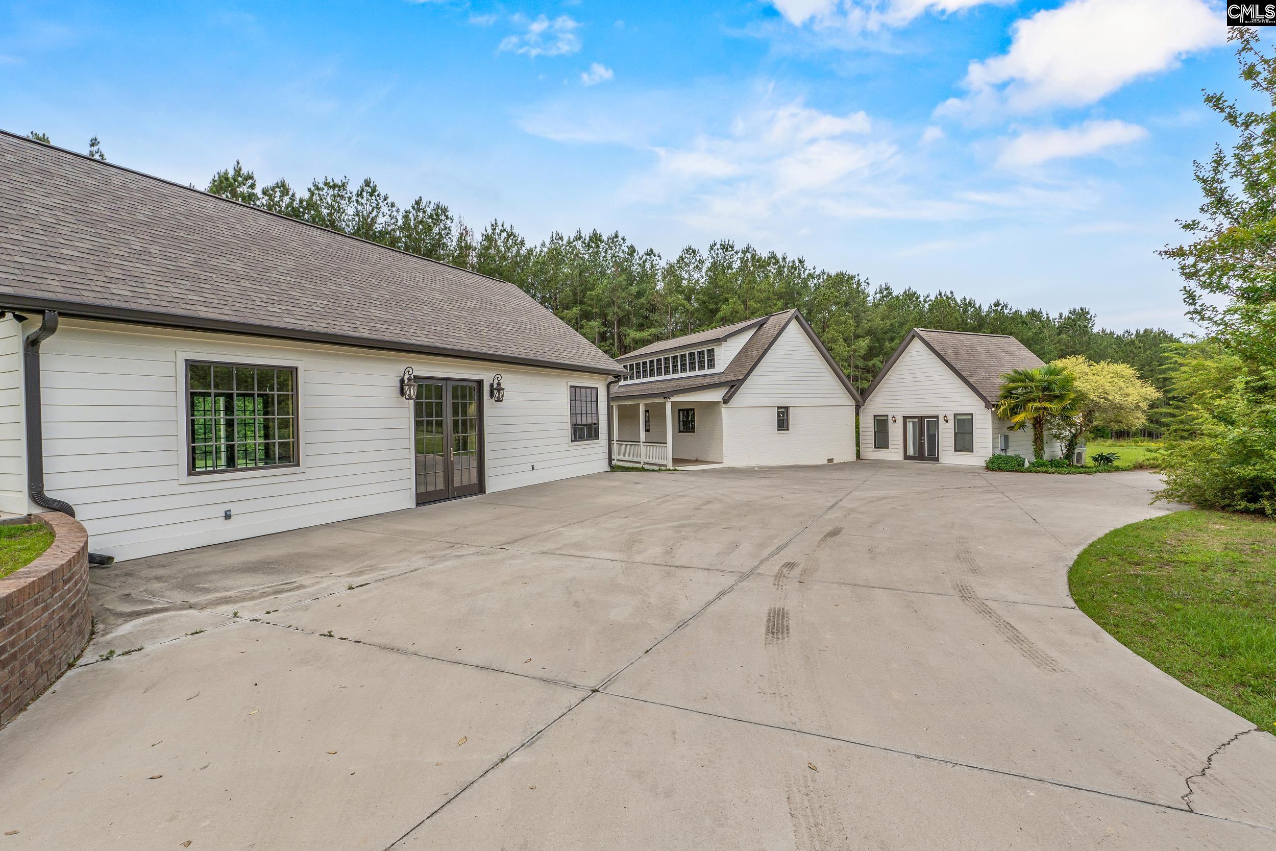 213 Tombfield Road