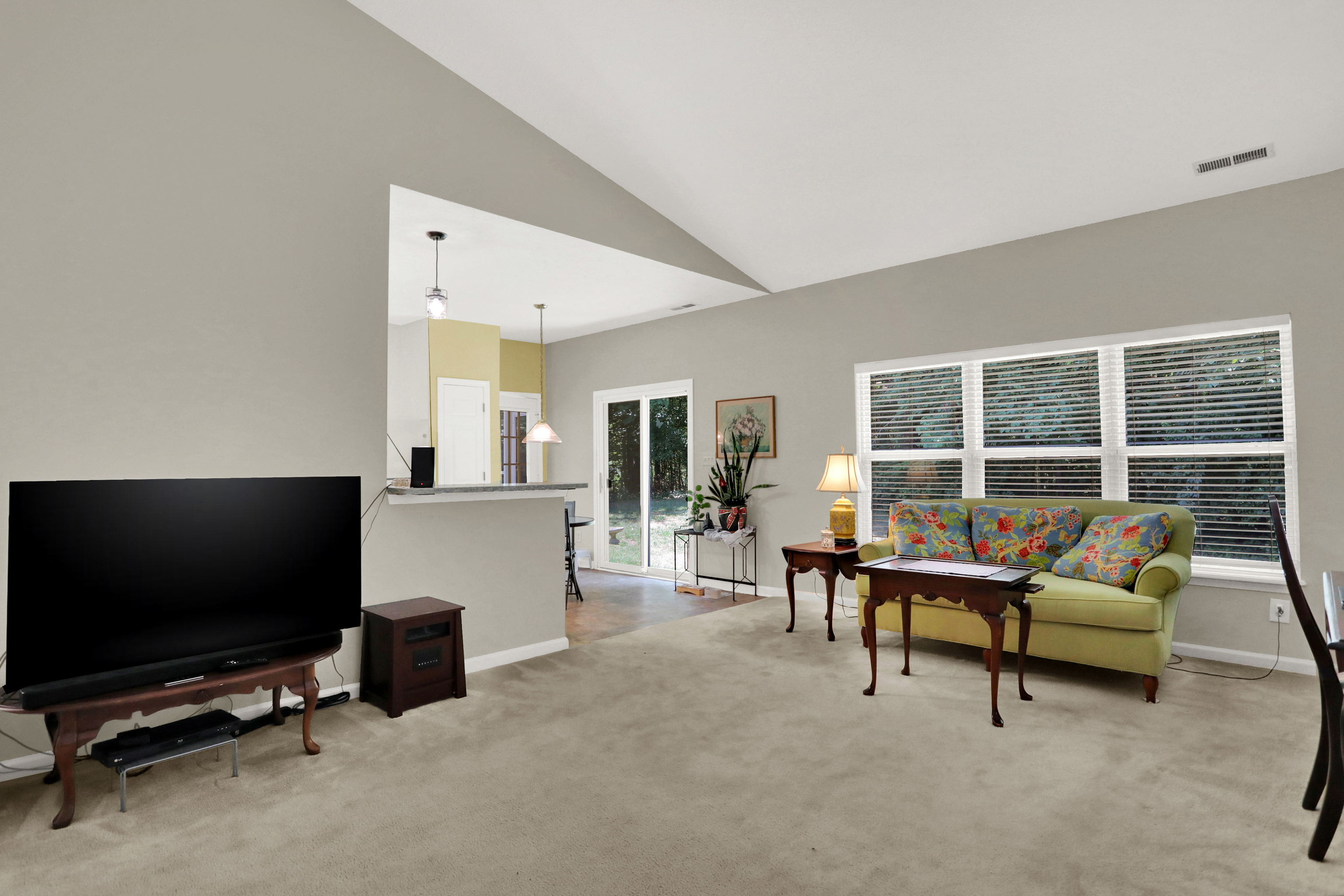 5841 Hornbean Court
