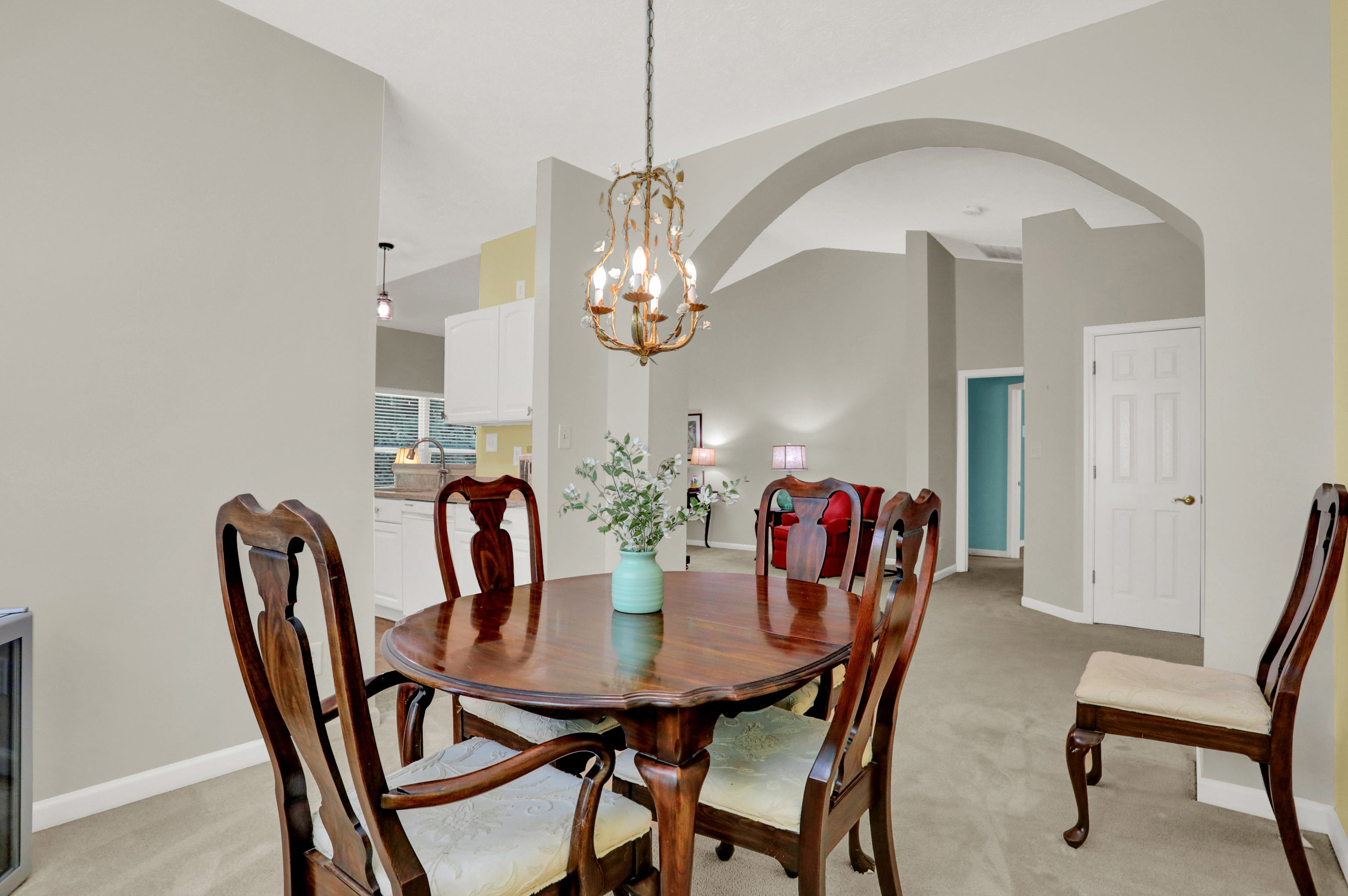 5841 Hornbean Court