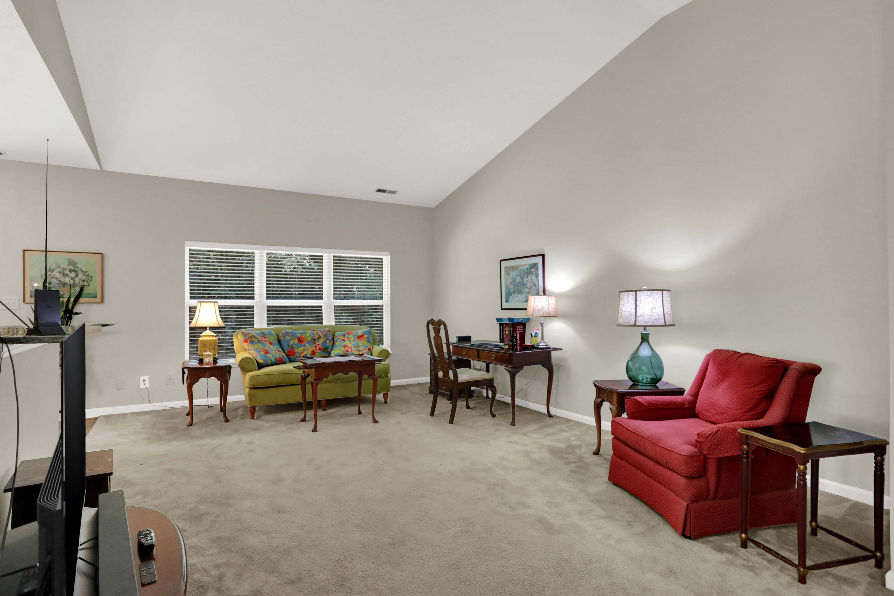 5841 Hornbean Court