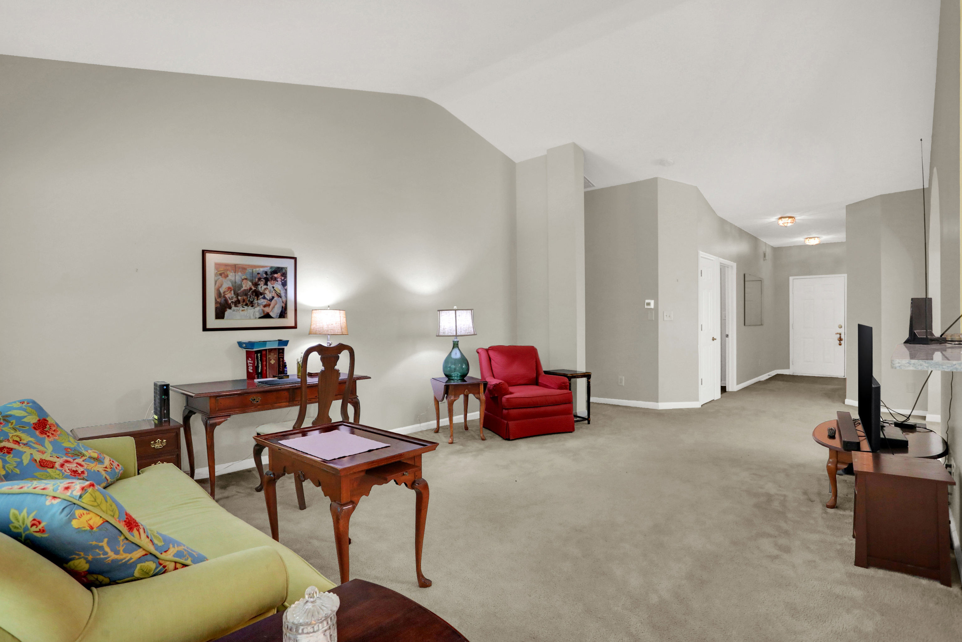 5841 Hornbean Court