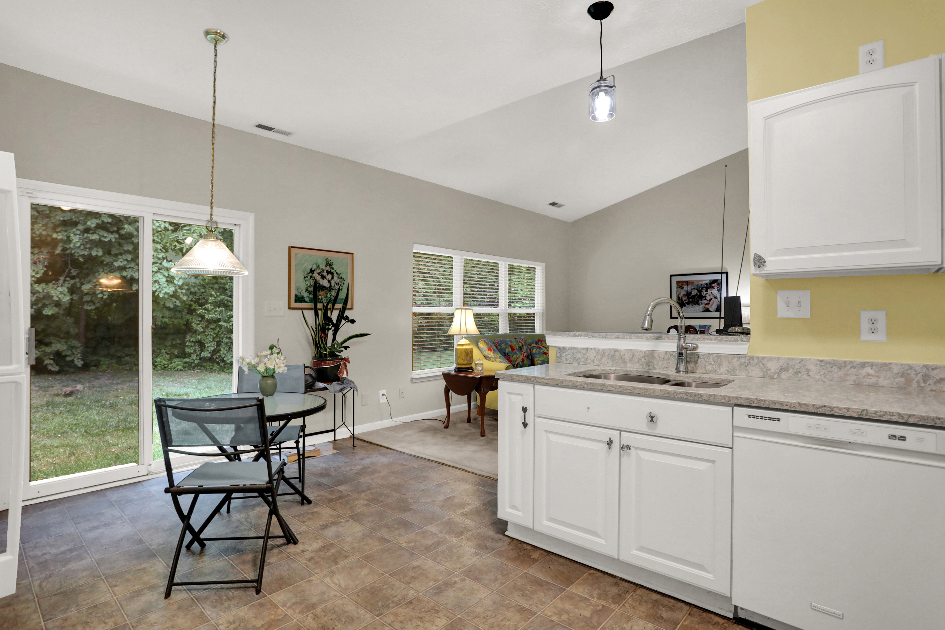 5841 Hornbean Court