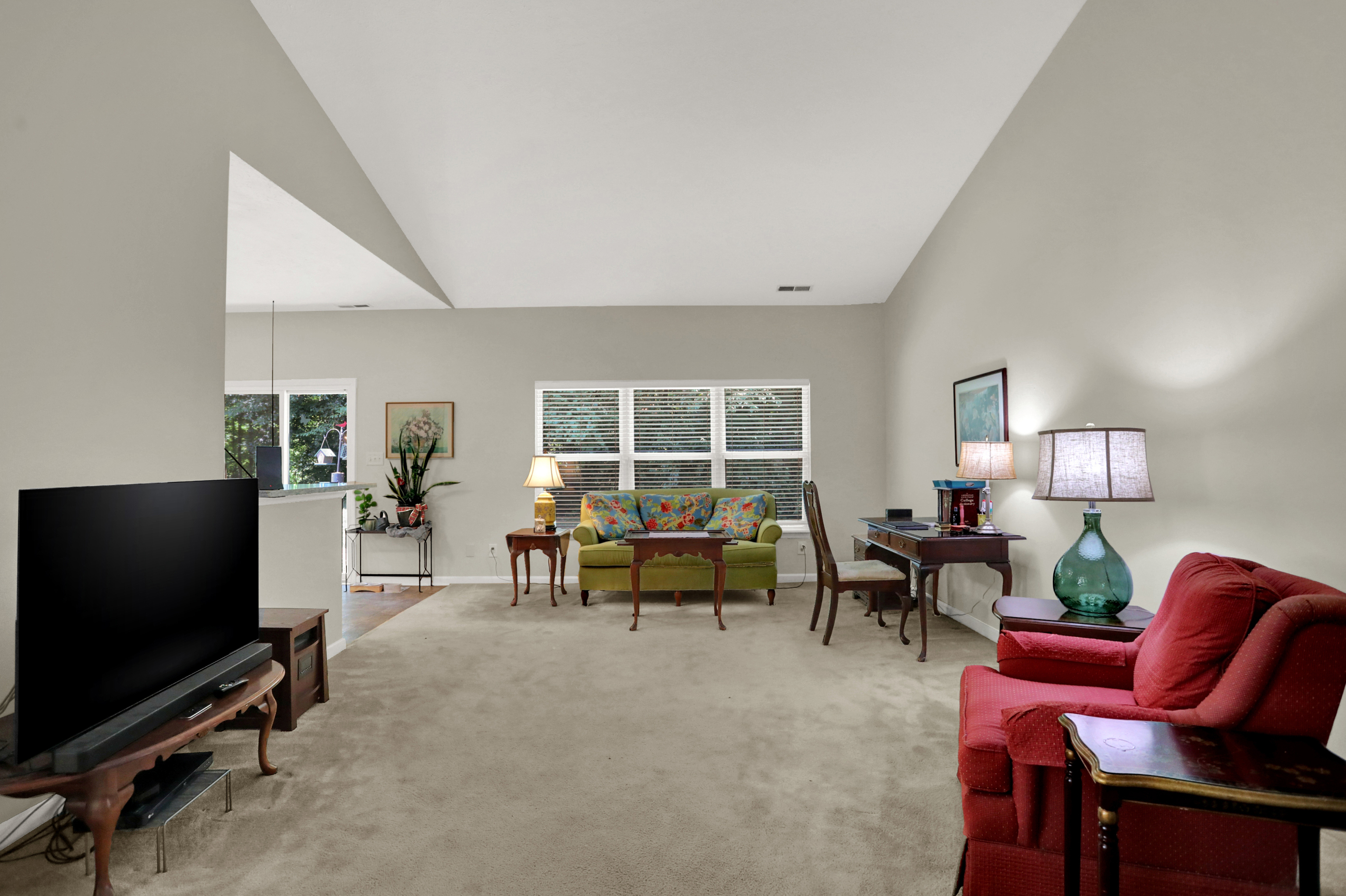 5841 Hornbean Court
