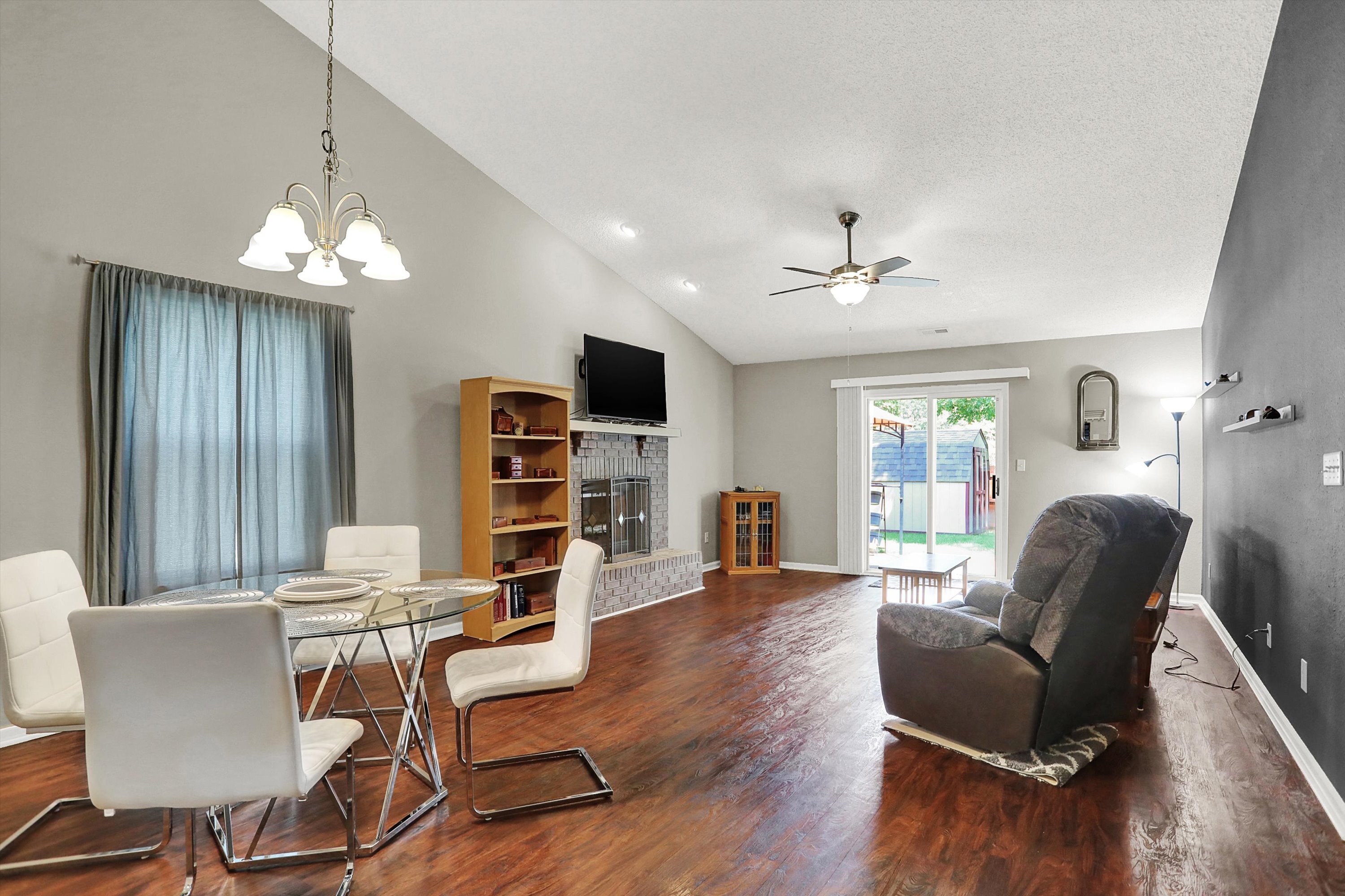 8415 Crosser Drive
