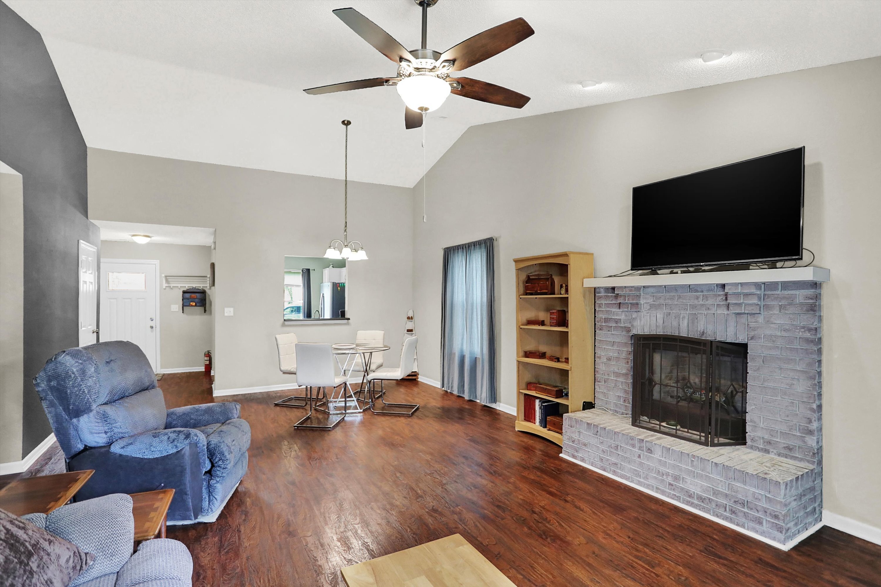8415 Crosser Drive