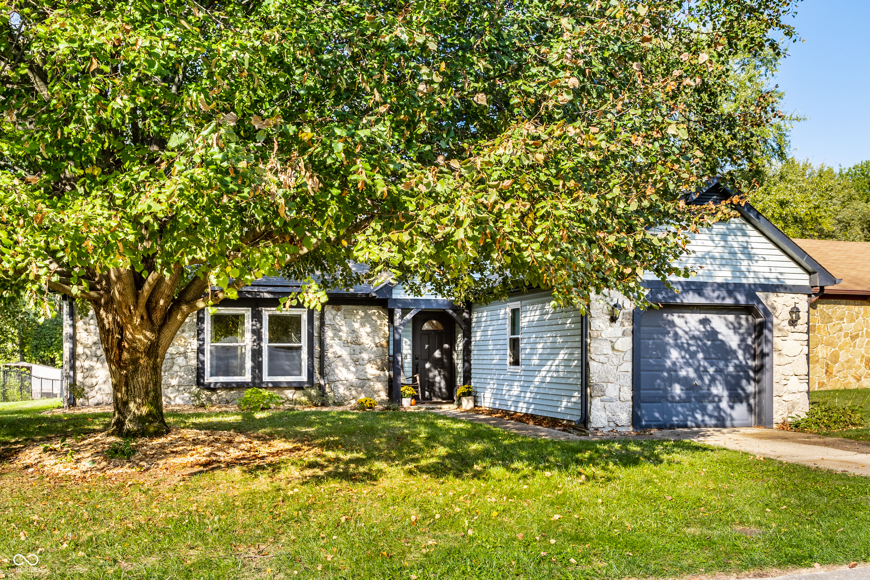 8416 Banyan Lane