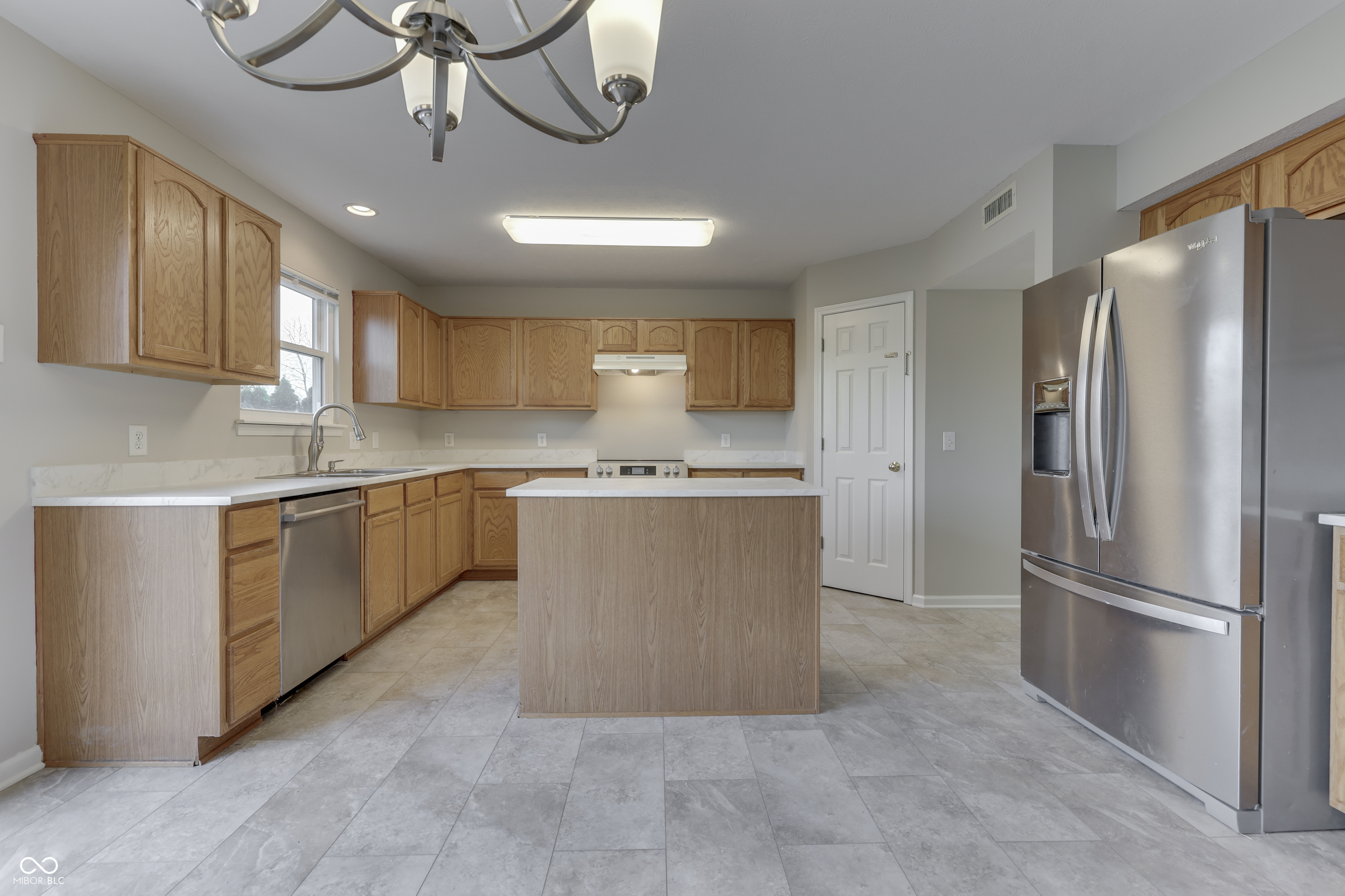 5814 Columbia Circle