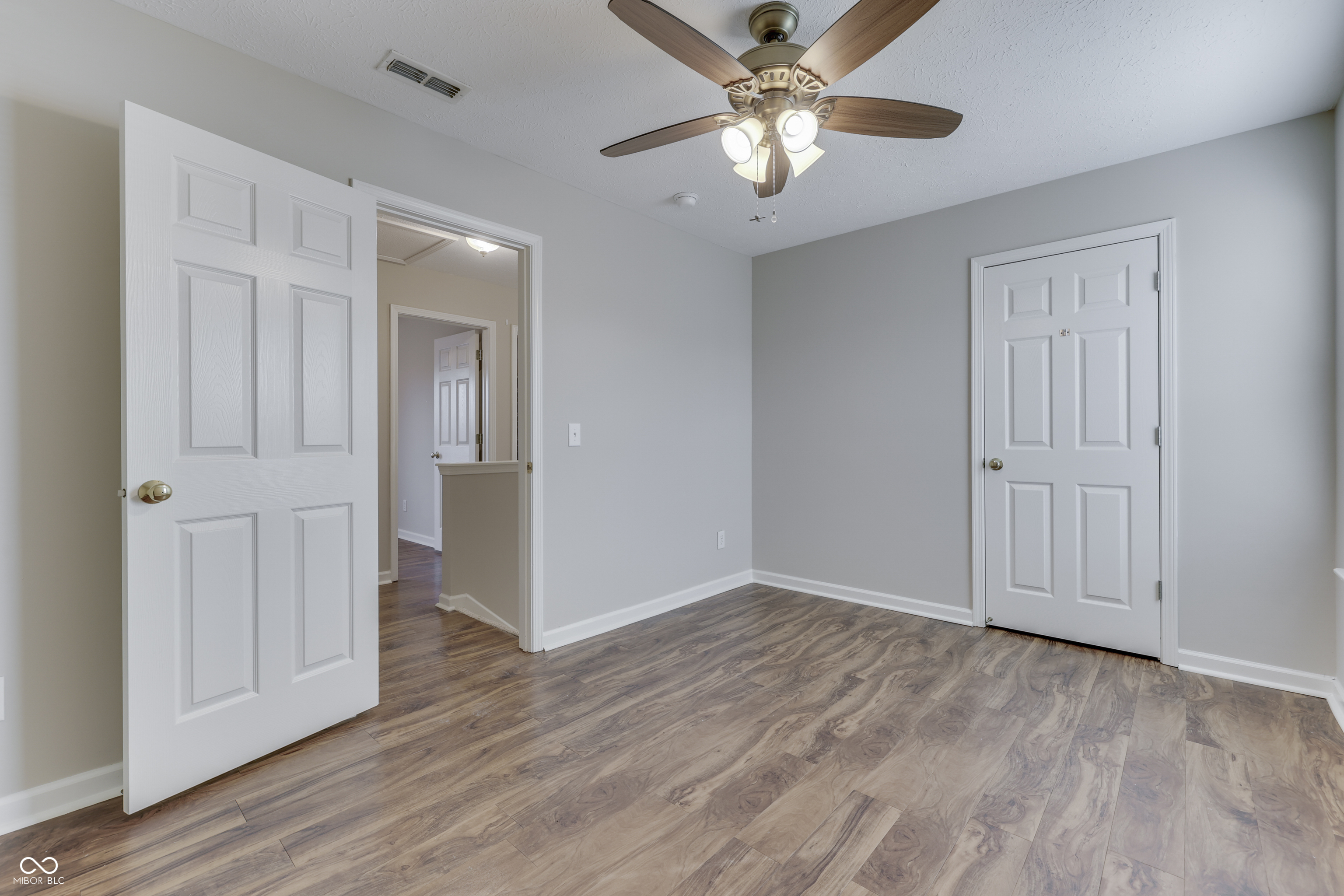 5814 Columbia Circle