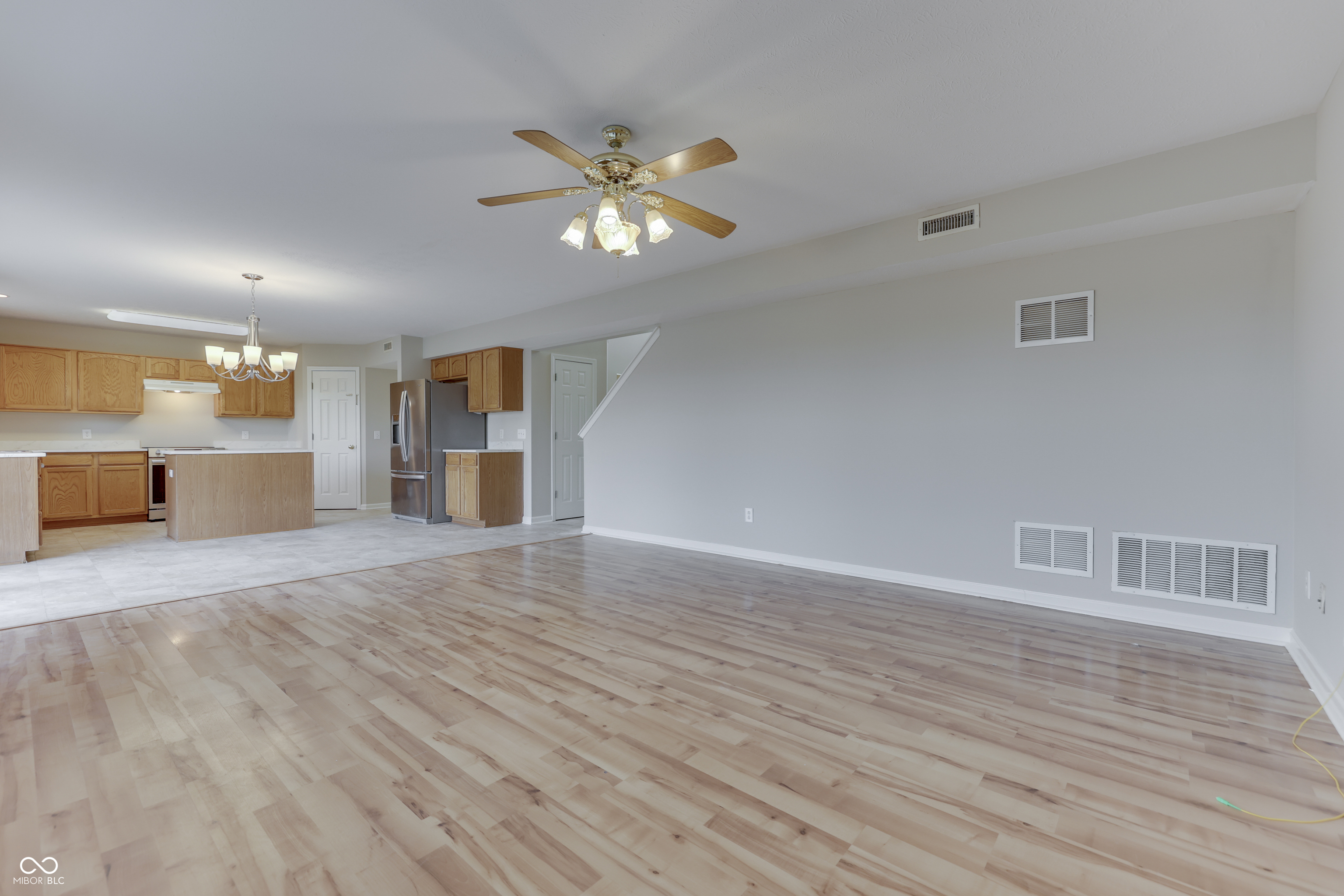 5814 Columbia Circle
