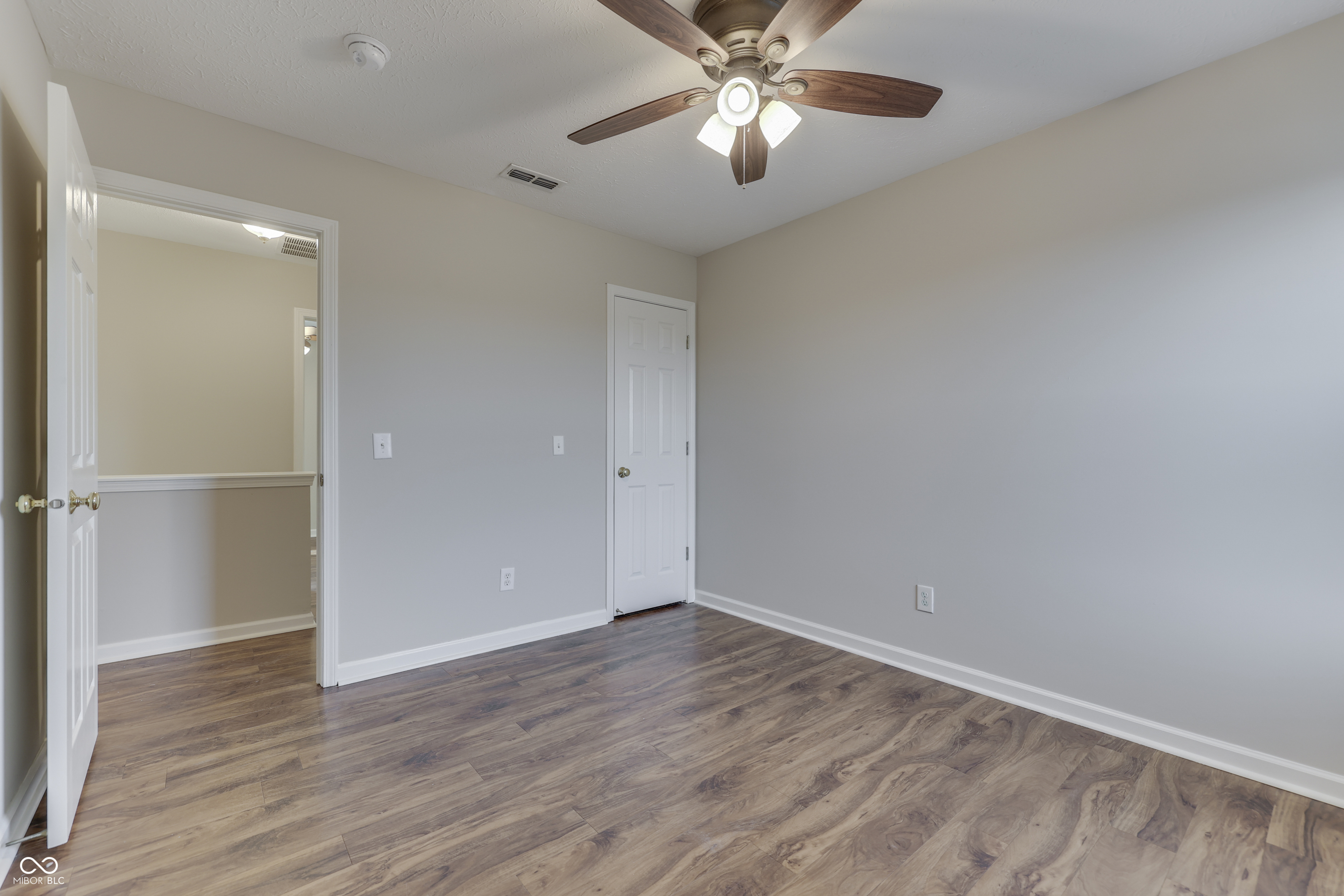 5814 Columbia Circle