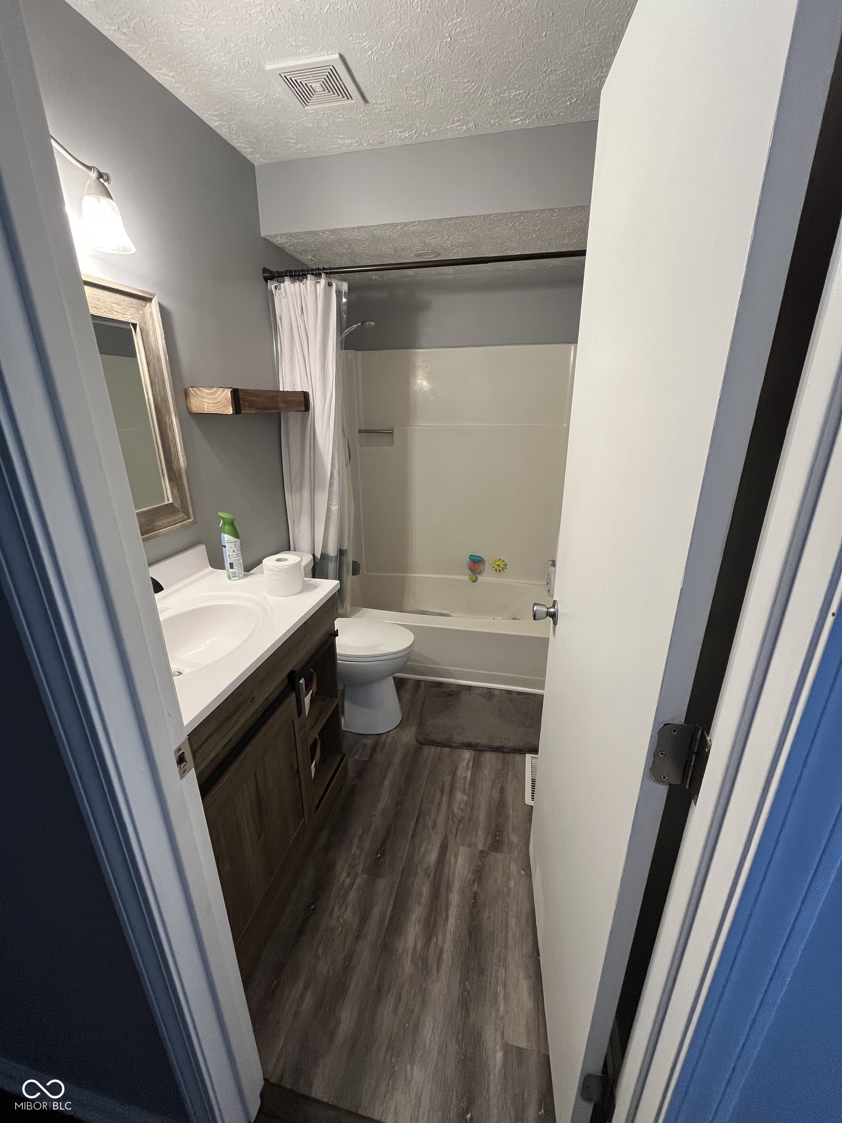 627 San Carlos Drive