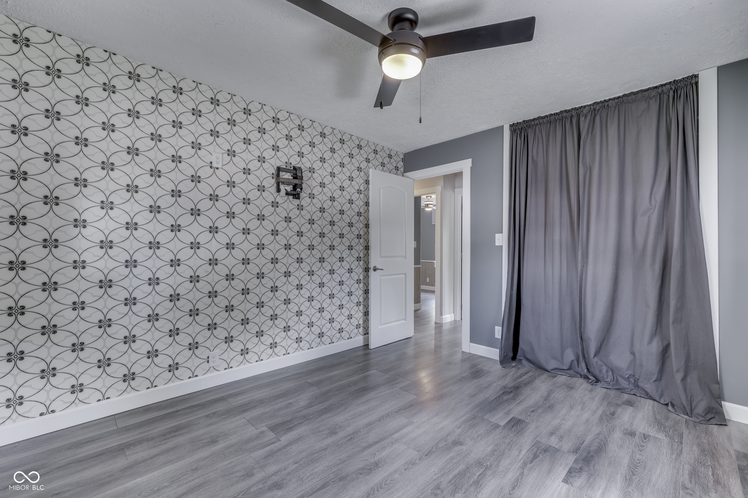 1082 Galaxie Drive