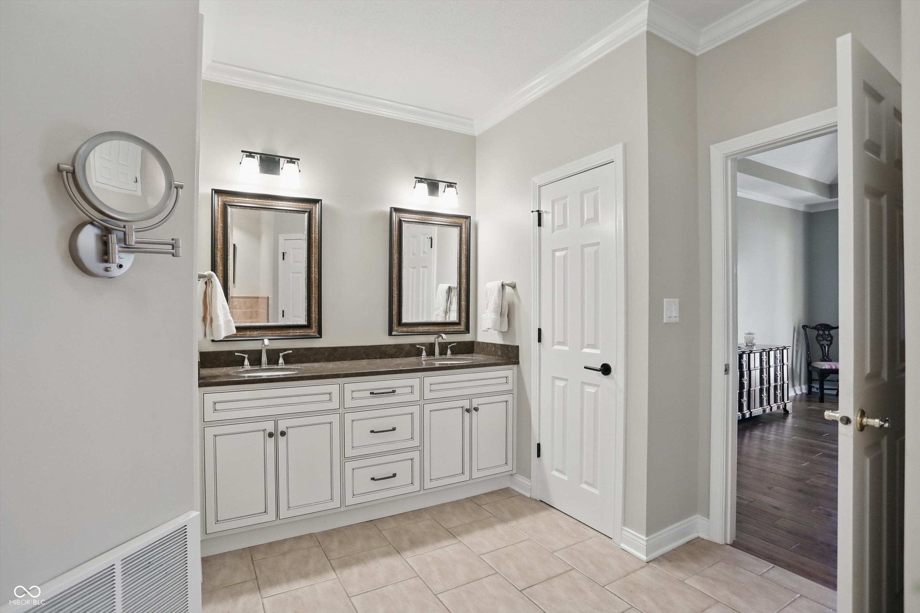 5940 Chapmans Trail