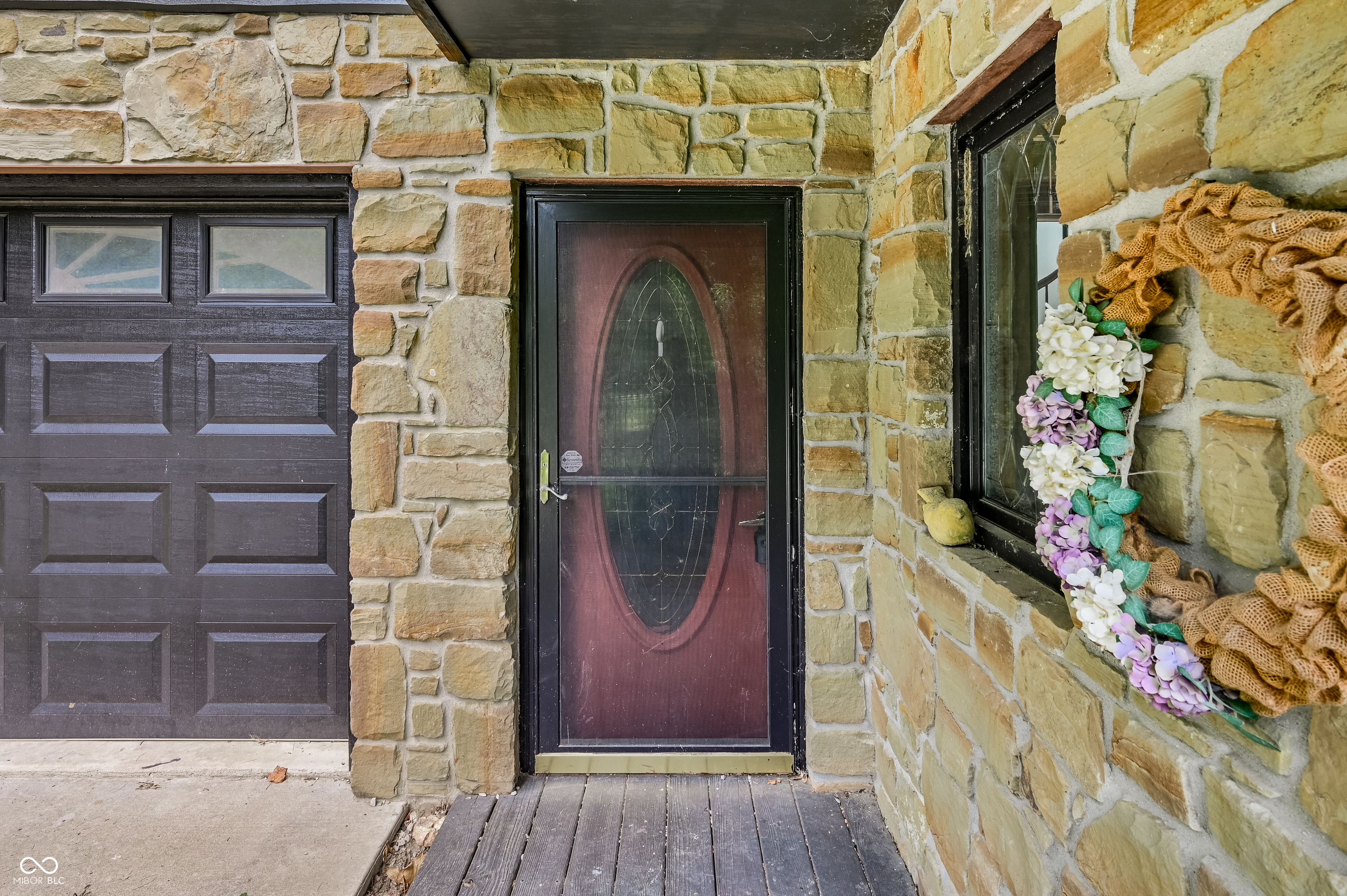 5994 Pine Tree Lane