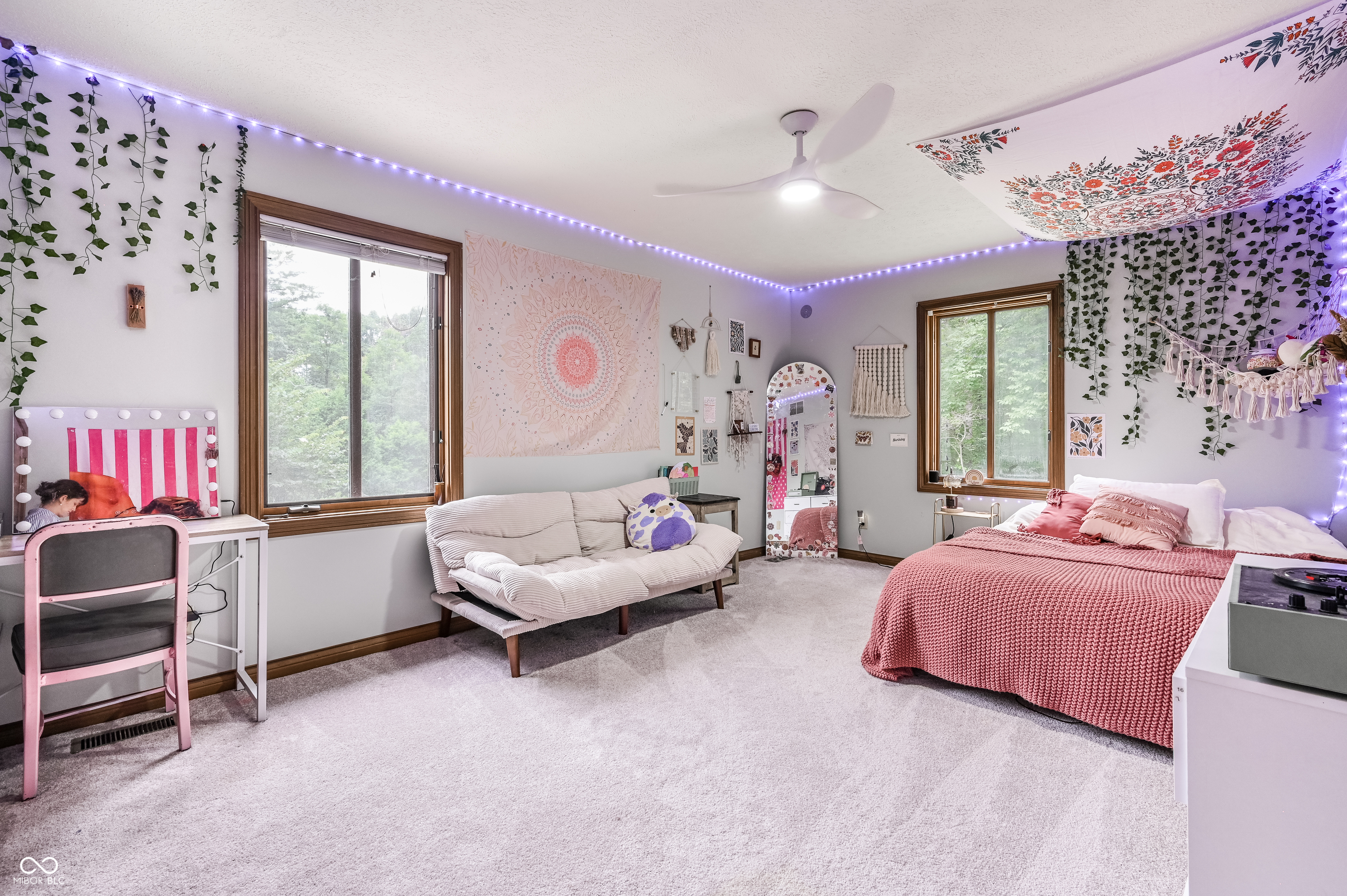 5994 Pine Tree Lane
