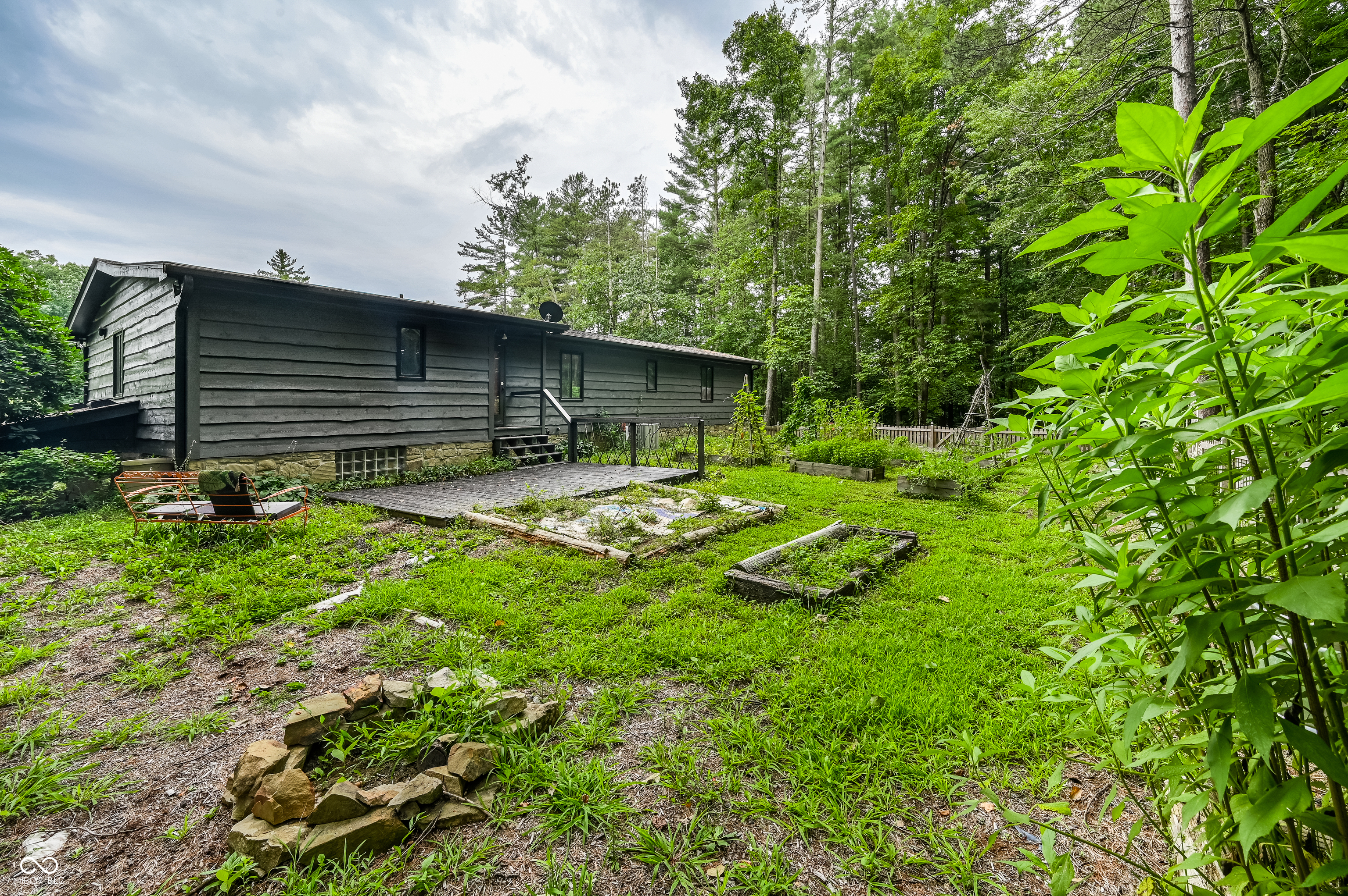 5994 Pine Tree Lane