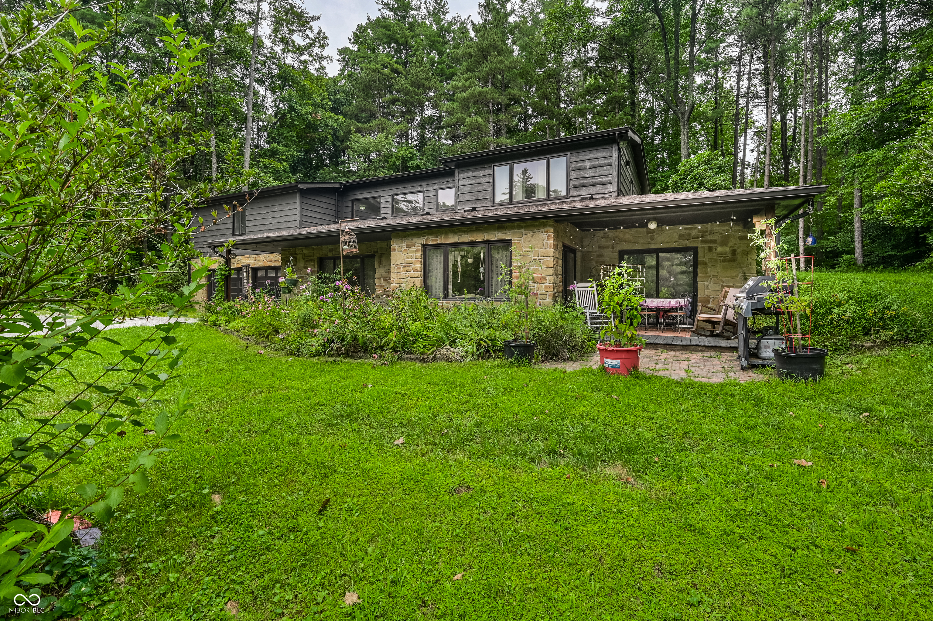 5994 Pine Tree Lane