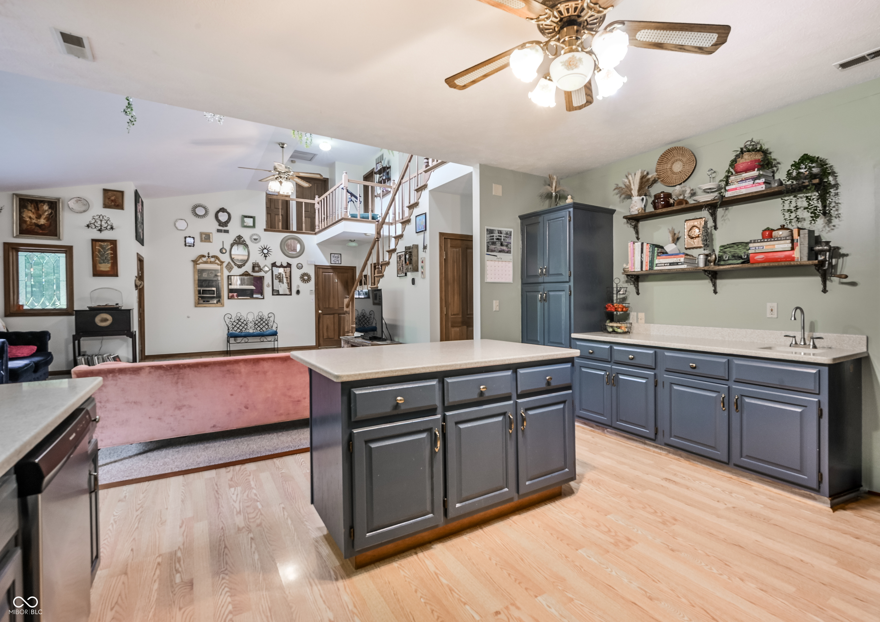 5994 Pine Tree Lane