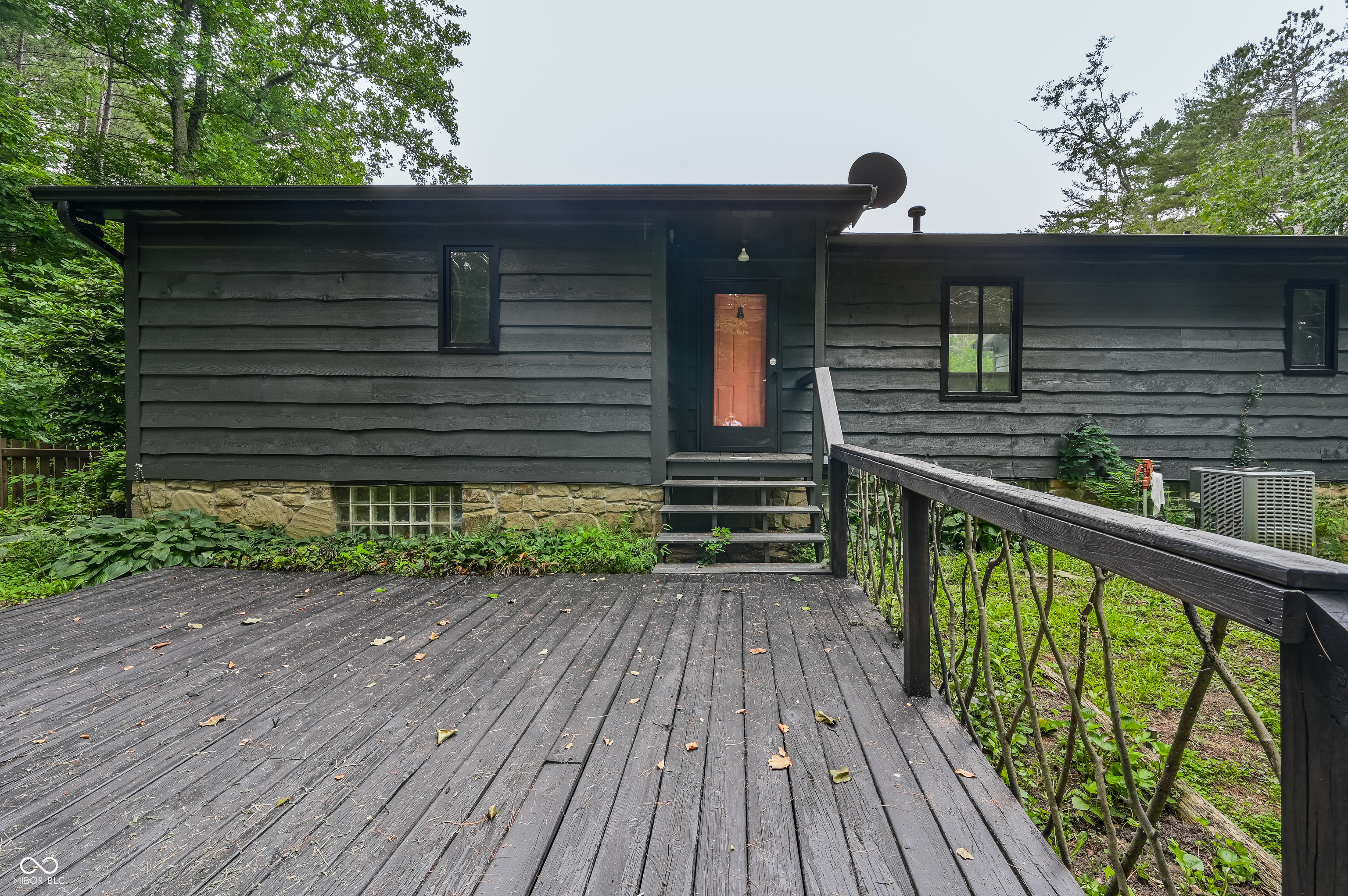 5994 Pine Tree Lane
